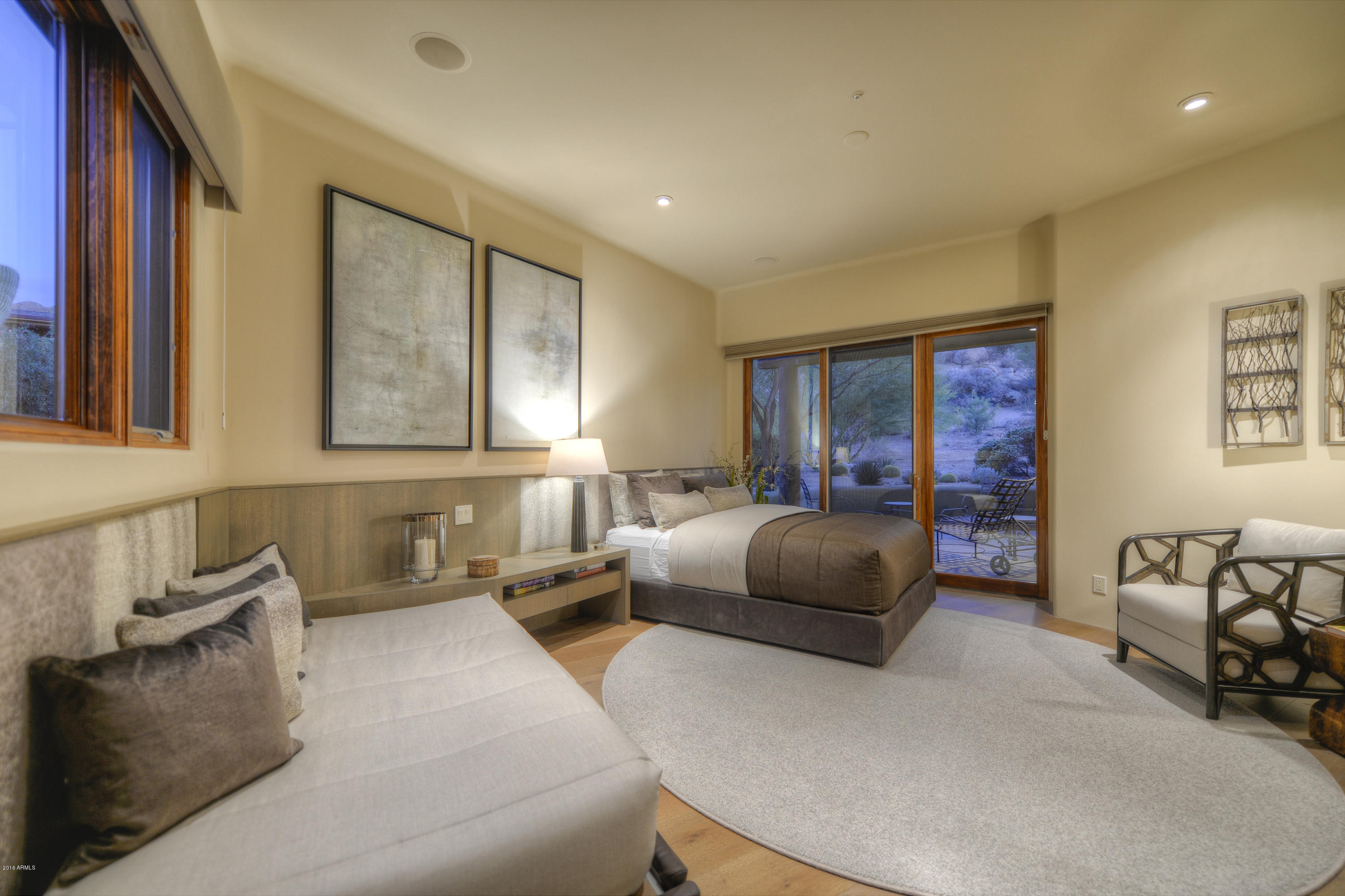 ESTANCIA - Residential