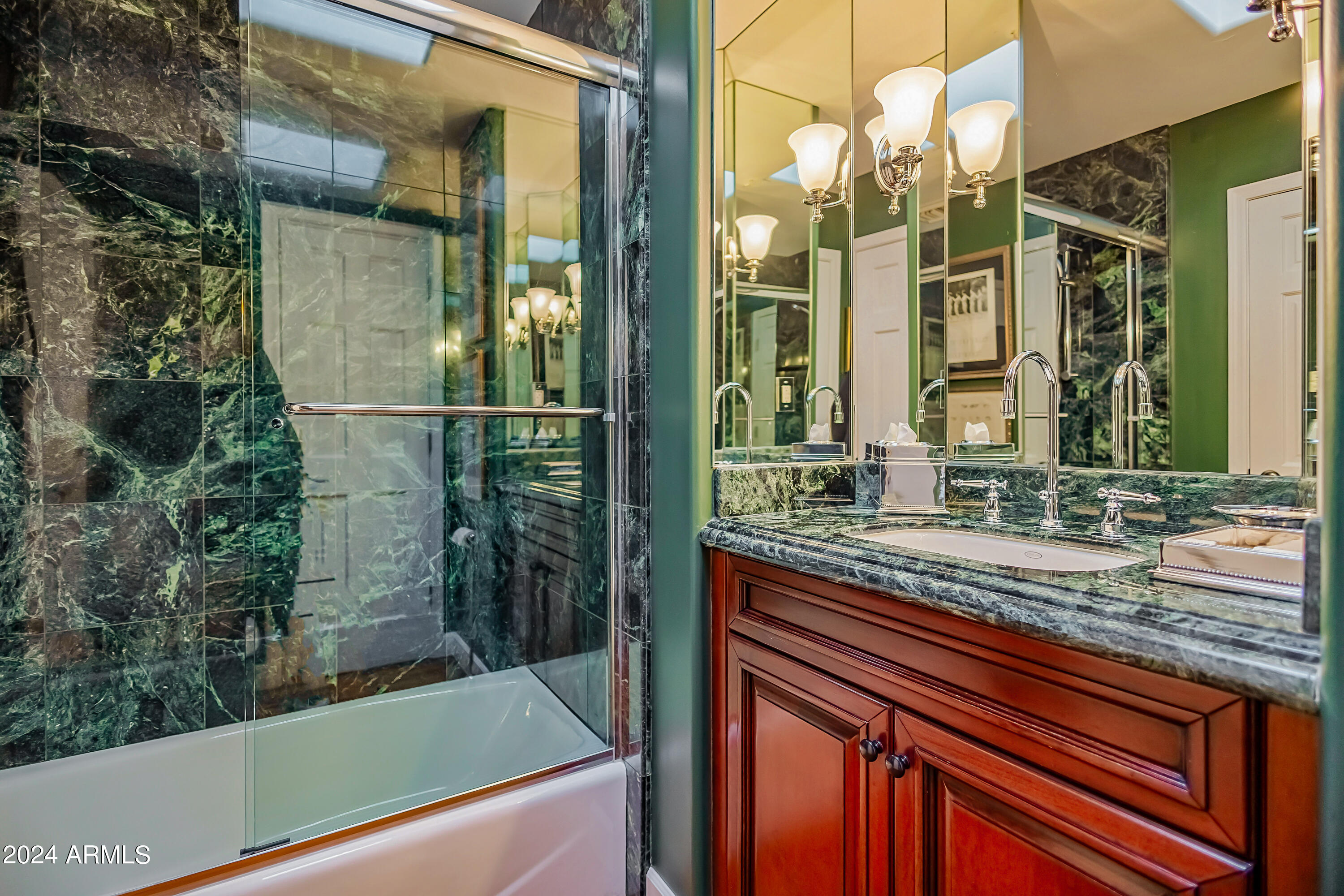 PARADISE GREEN - Residential