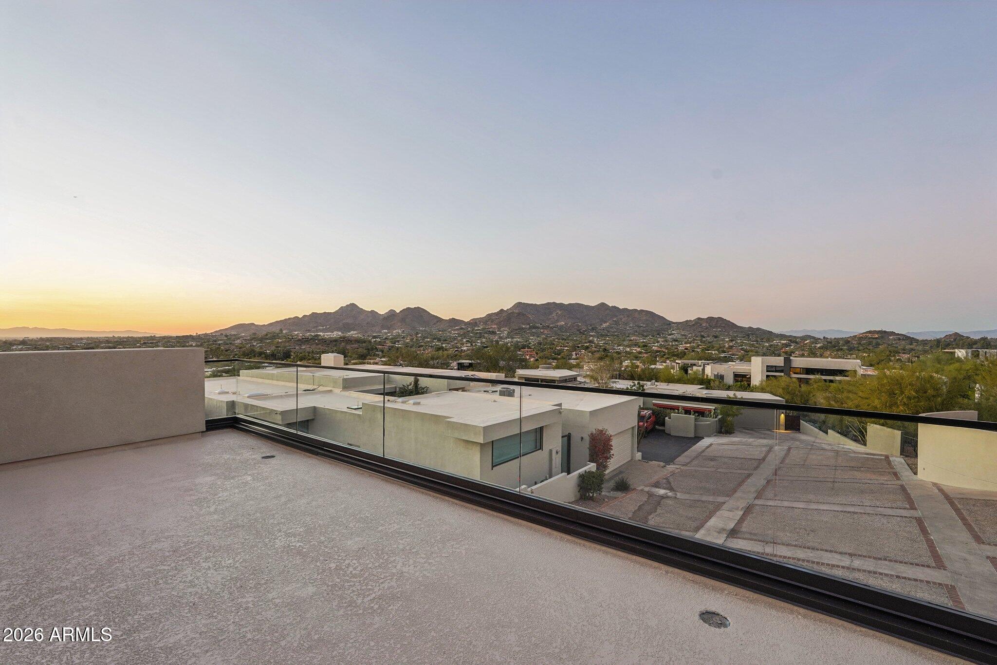 ECHO CANYON - Residential