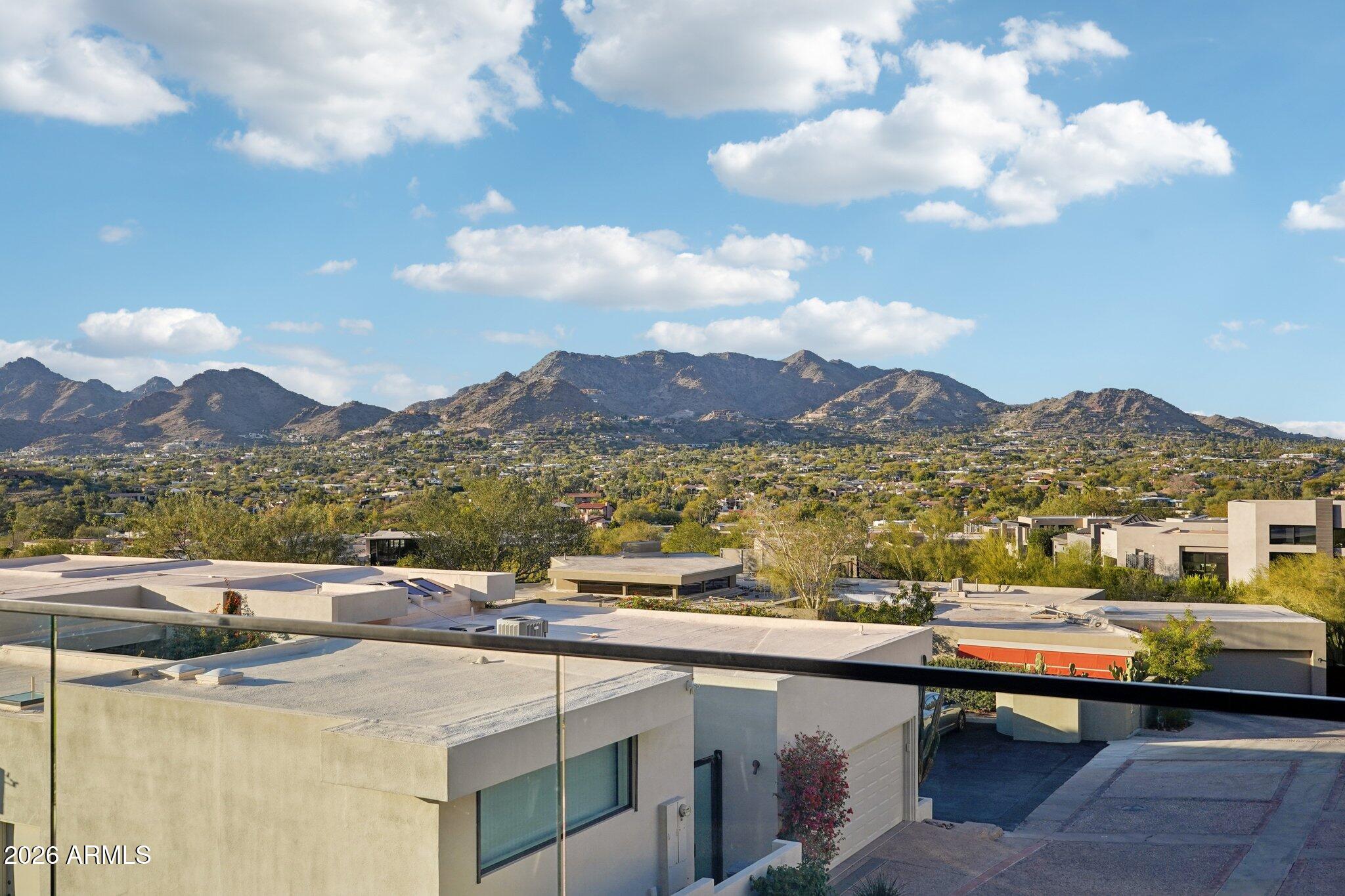 ECHO CANYON - Residential
