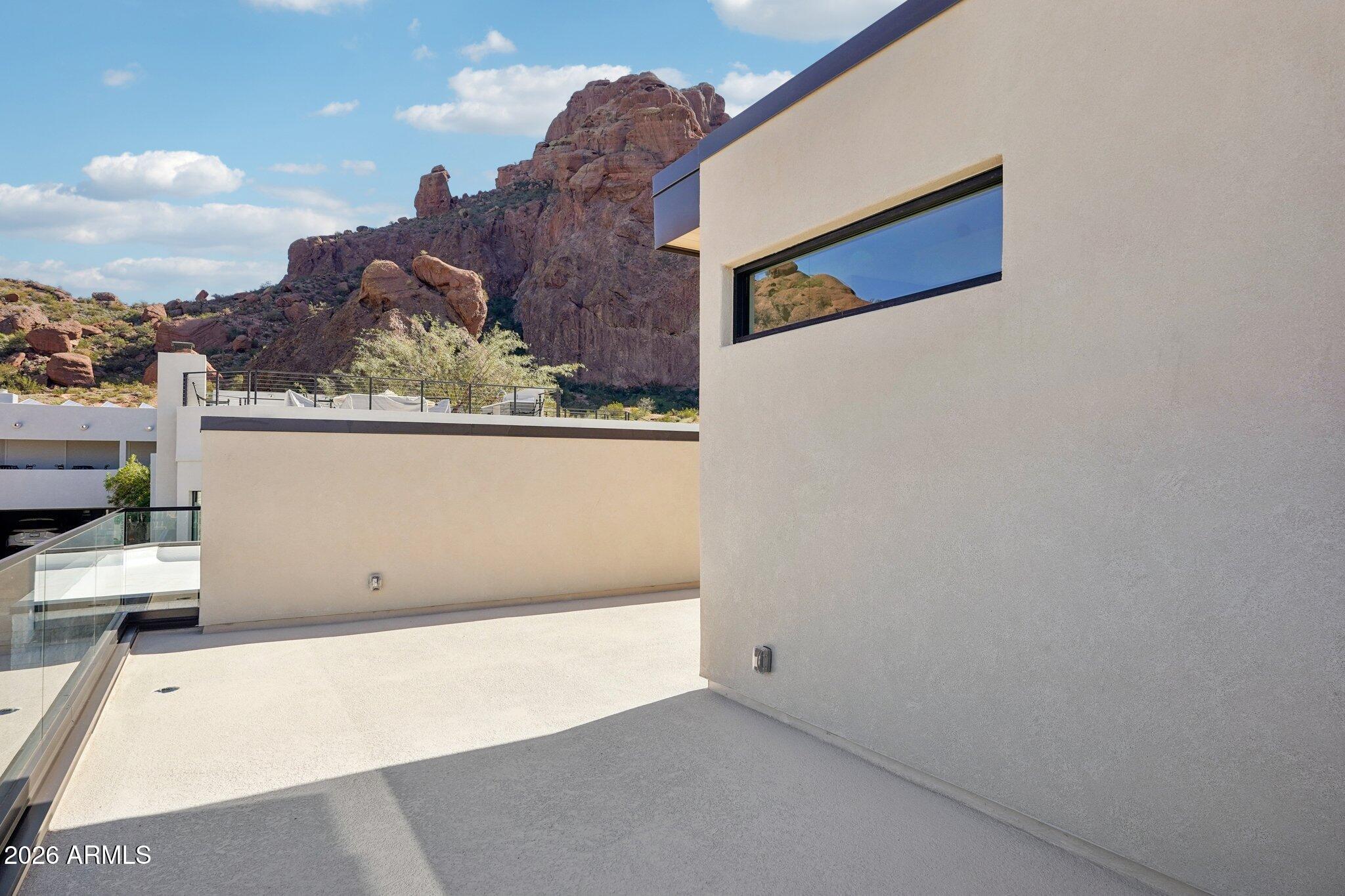 ECHO CANYON - Residential