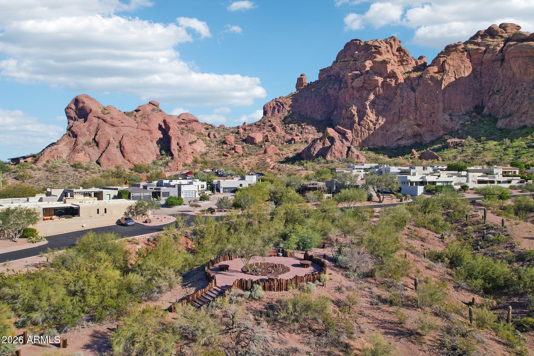 ECHO CANYON - Residential