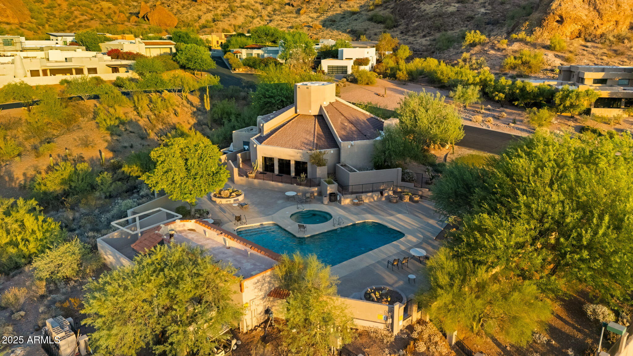 ECHO CANYON - Residential
