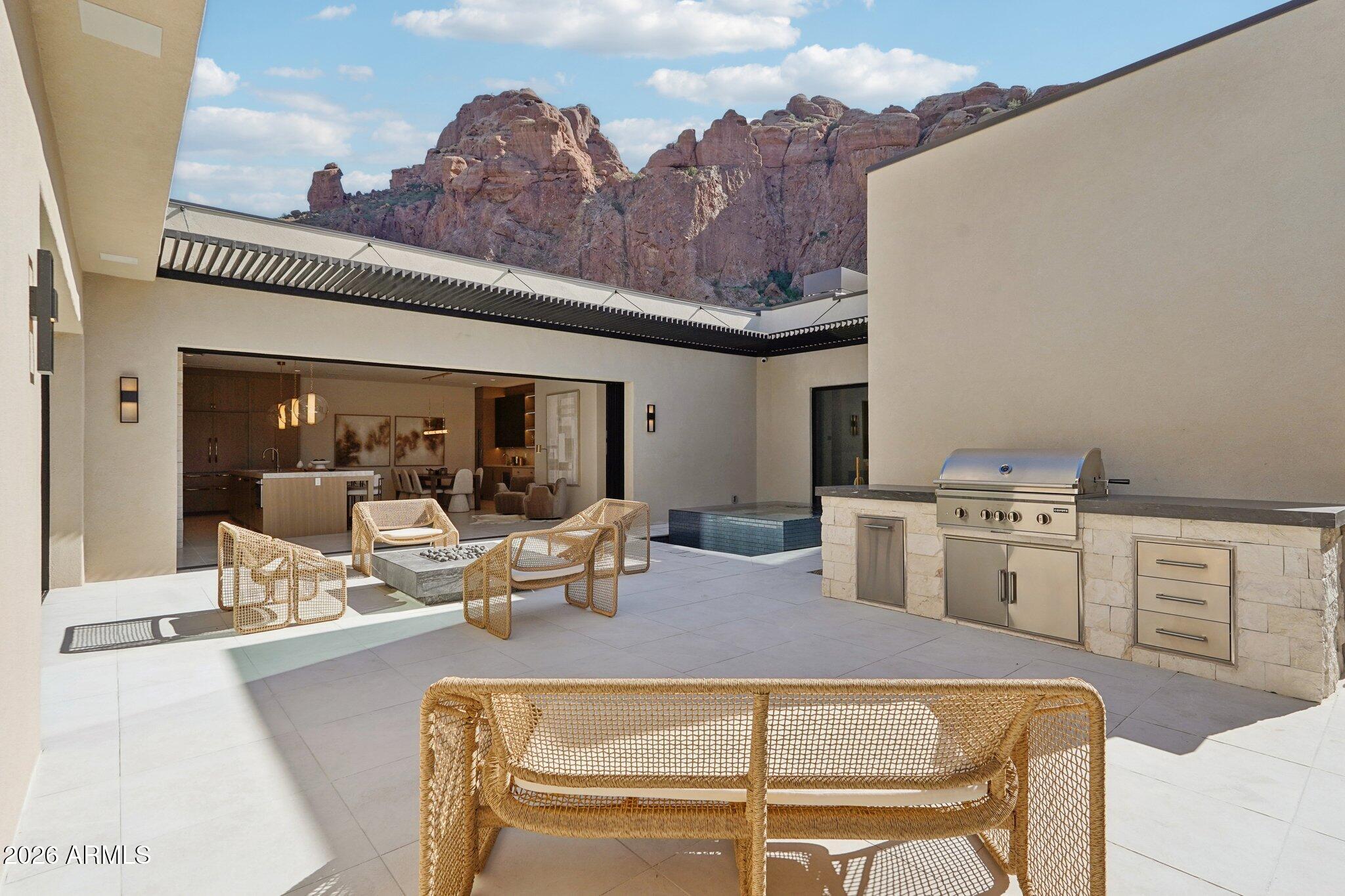 ECHO CANYON - Residential