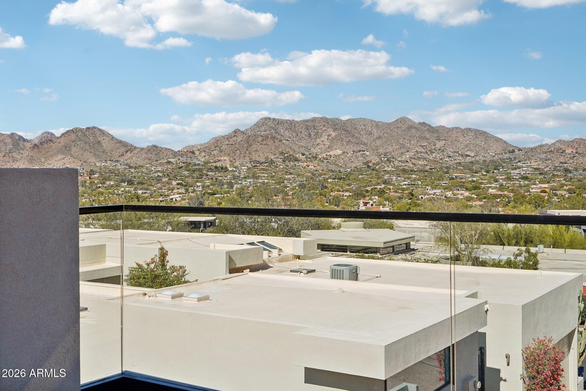 ECHO CANYON - Residential
