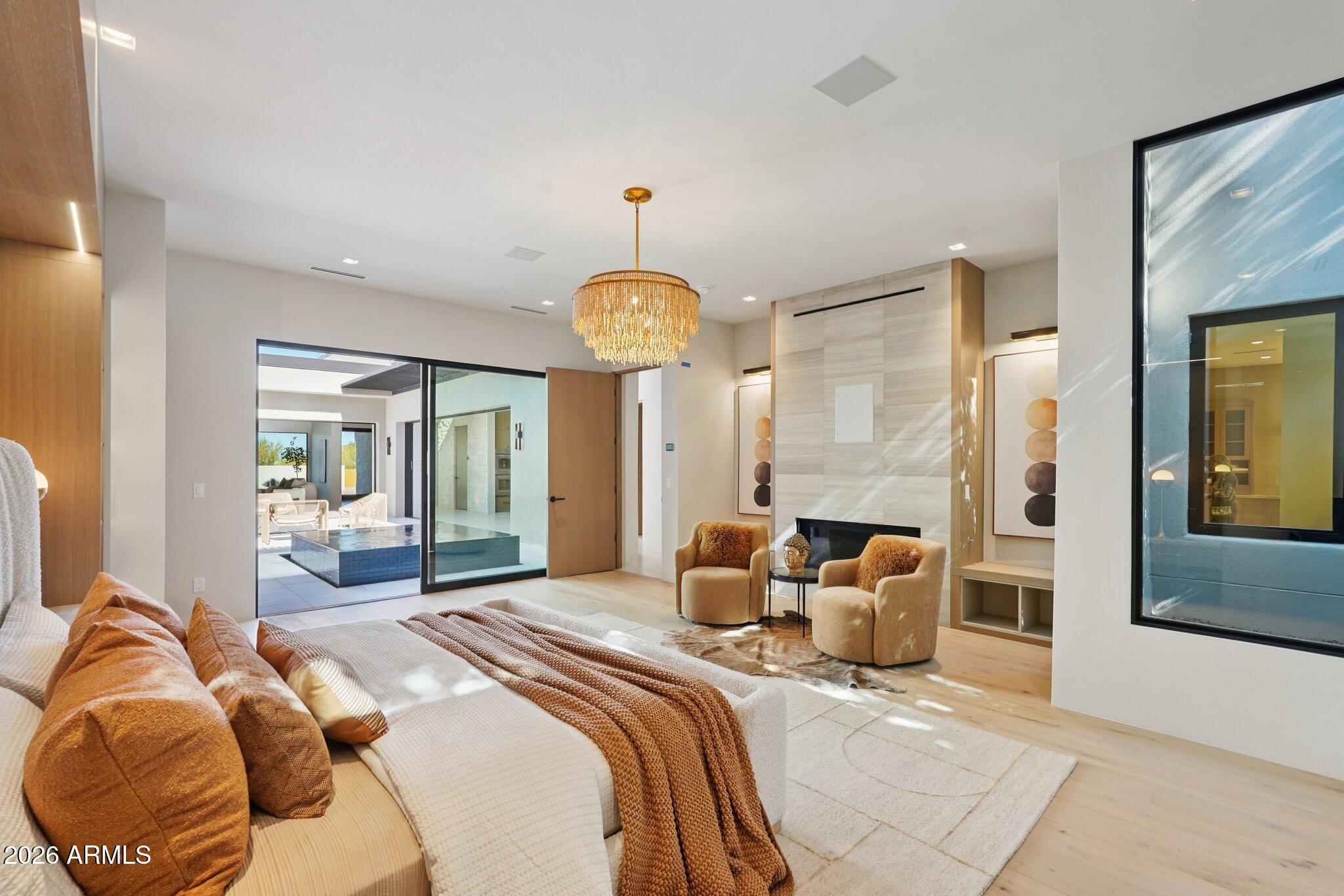 ECHO CANYON - Residential