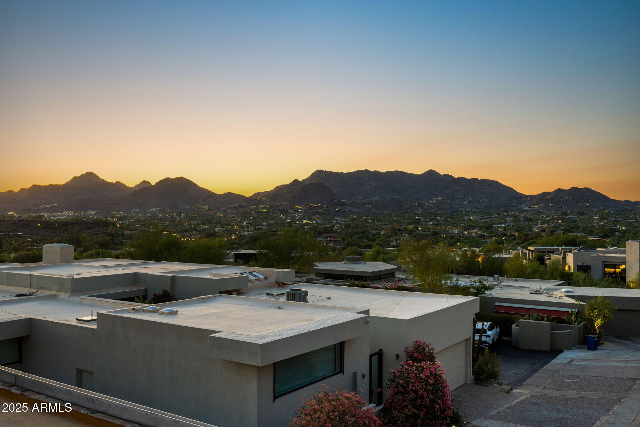 ECHO CANYON - Residential