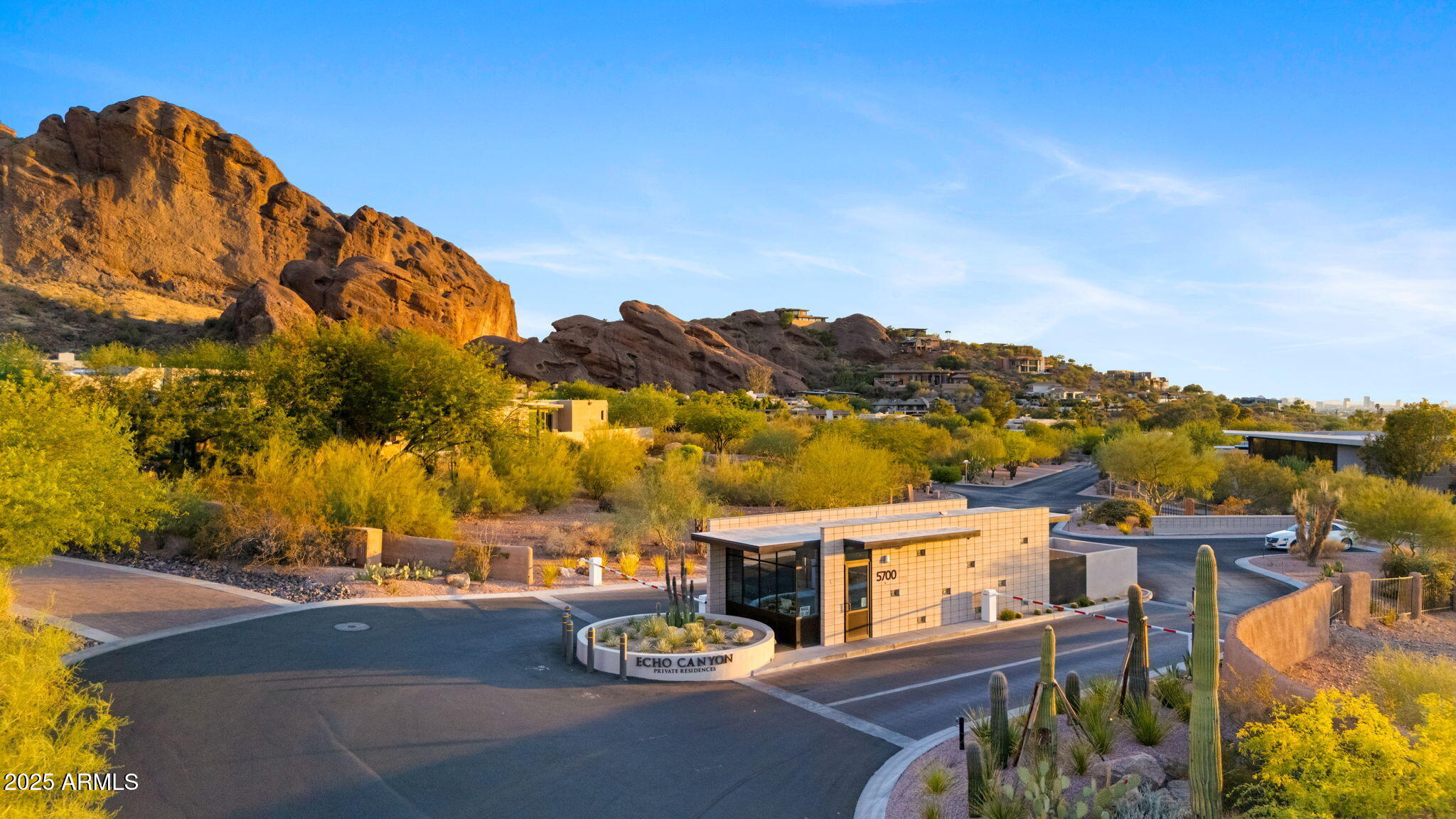 ECHO CANYON - Residential