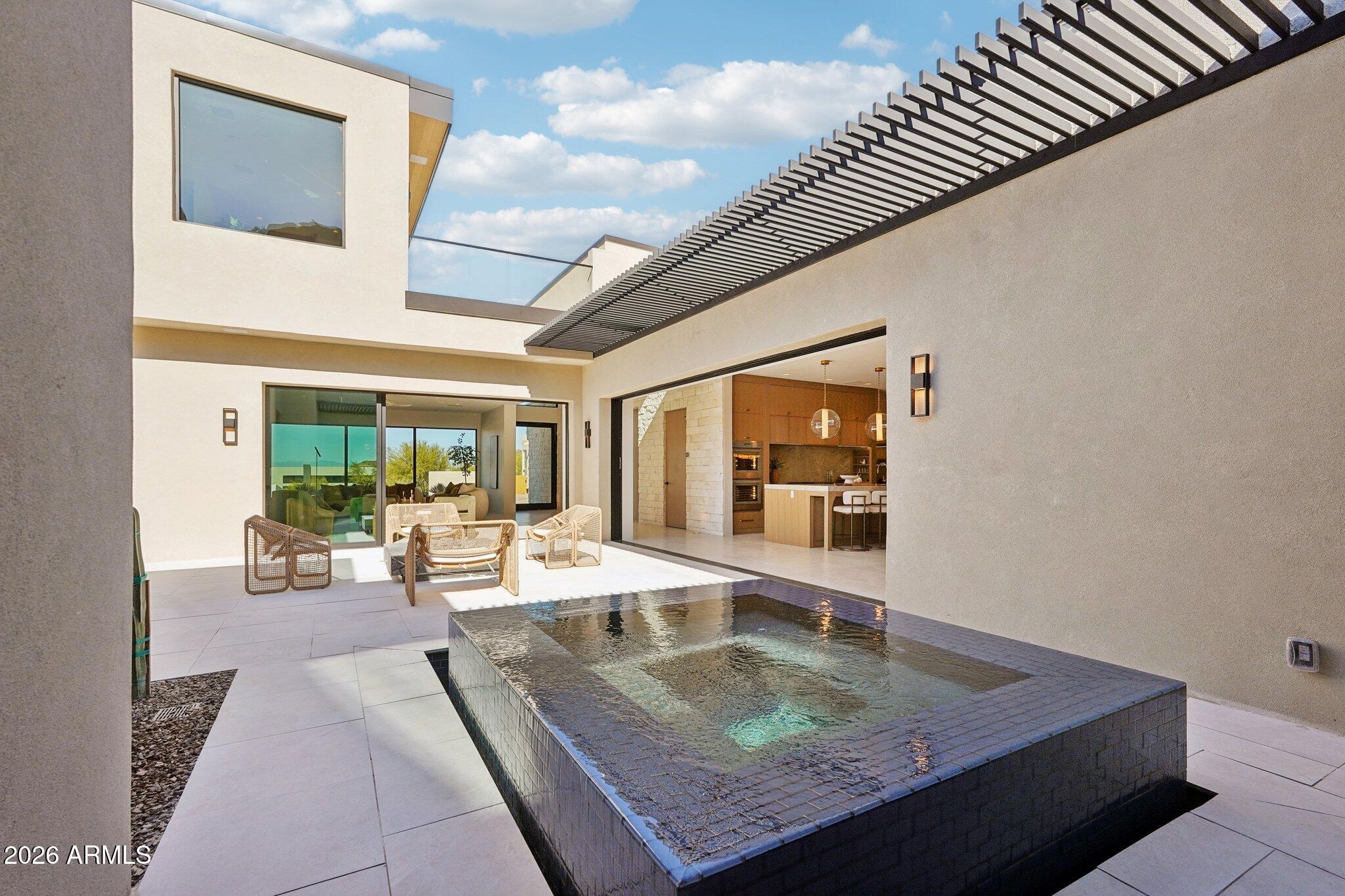 ECHO CANYON - Residential