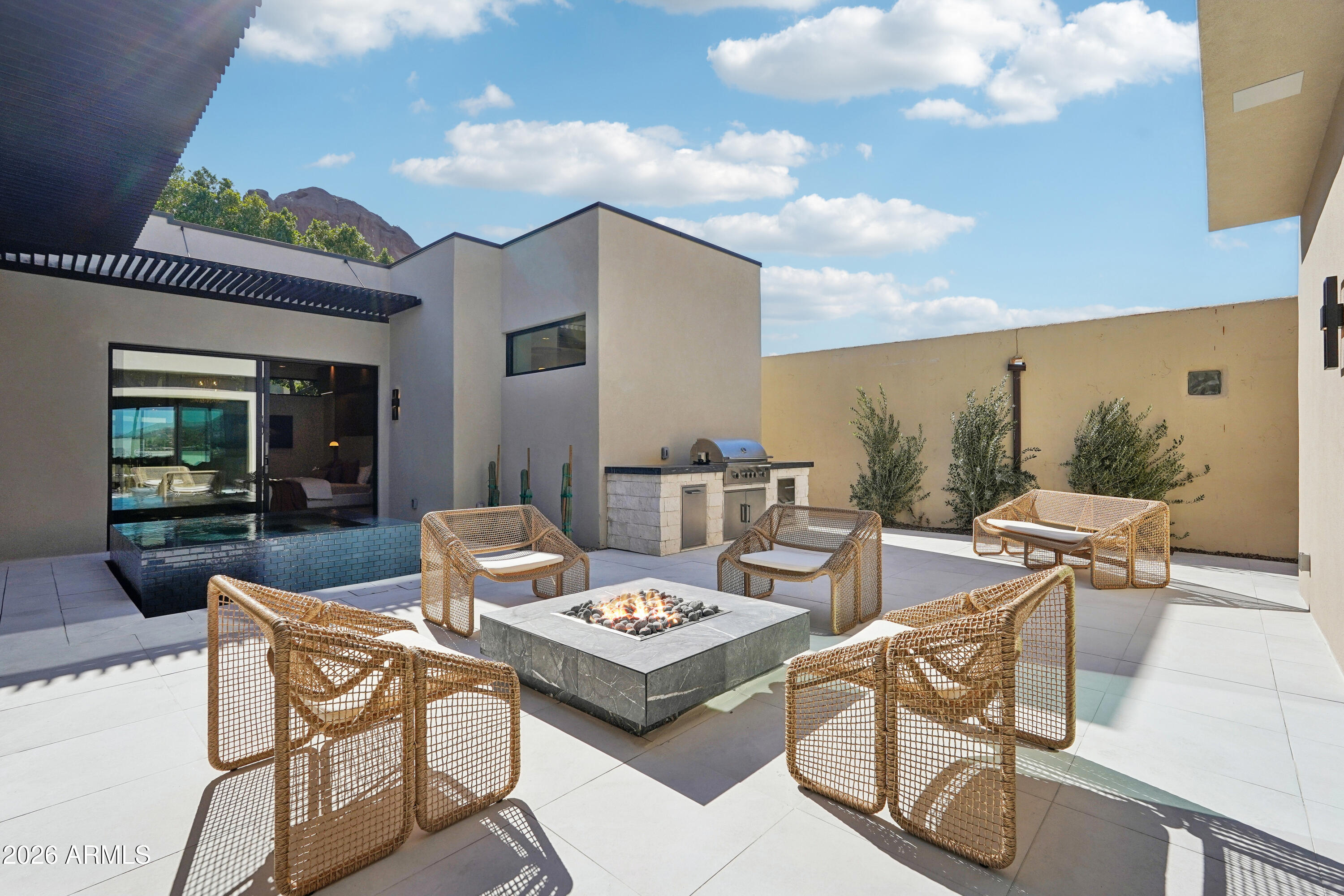 ECHO CANYON - Residential