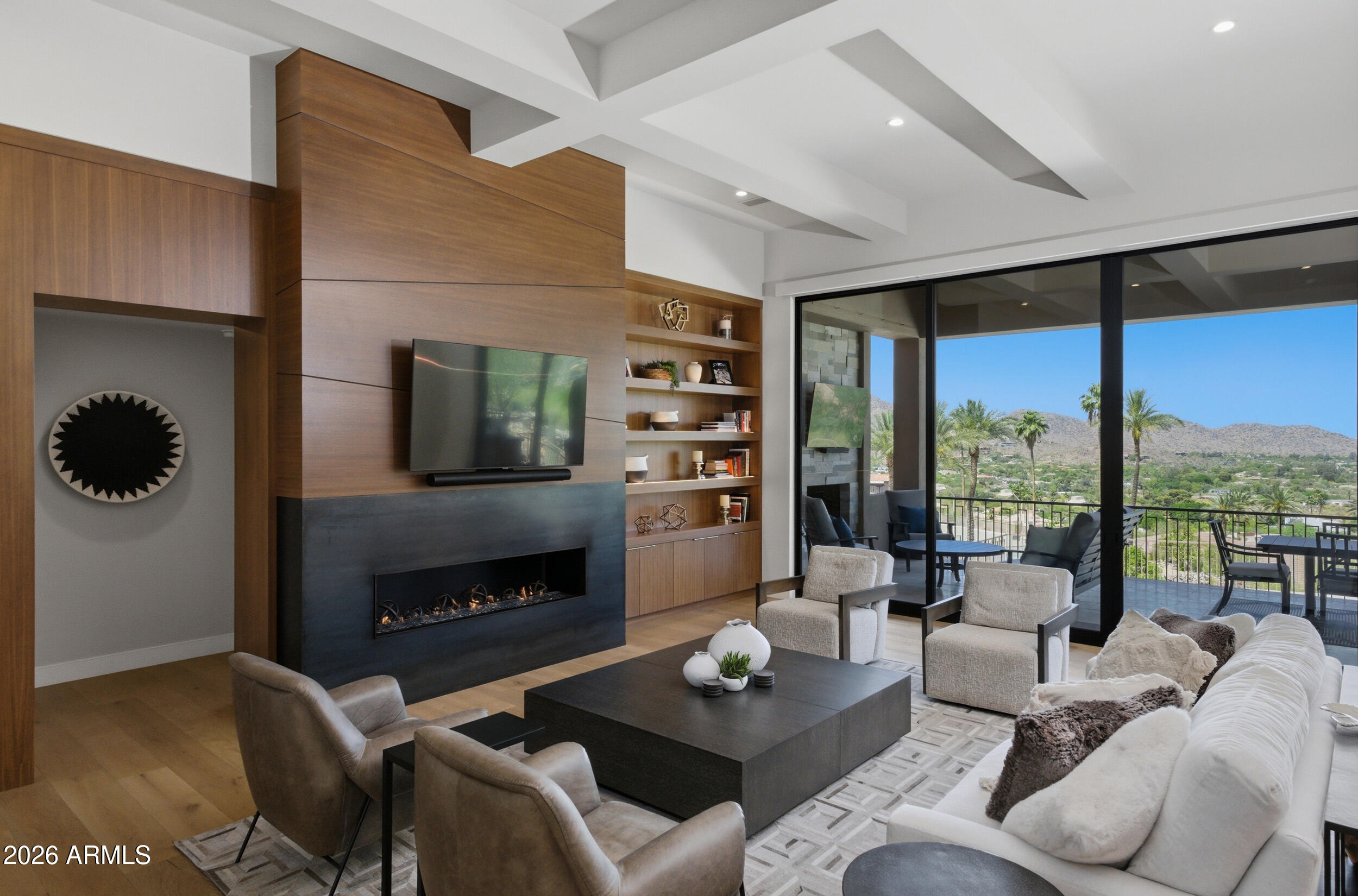 LAS BRISAS AMD - Residential