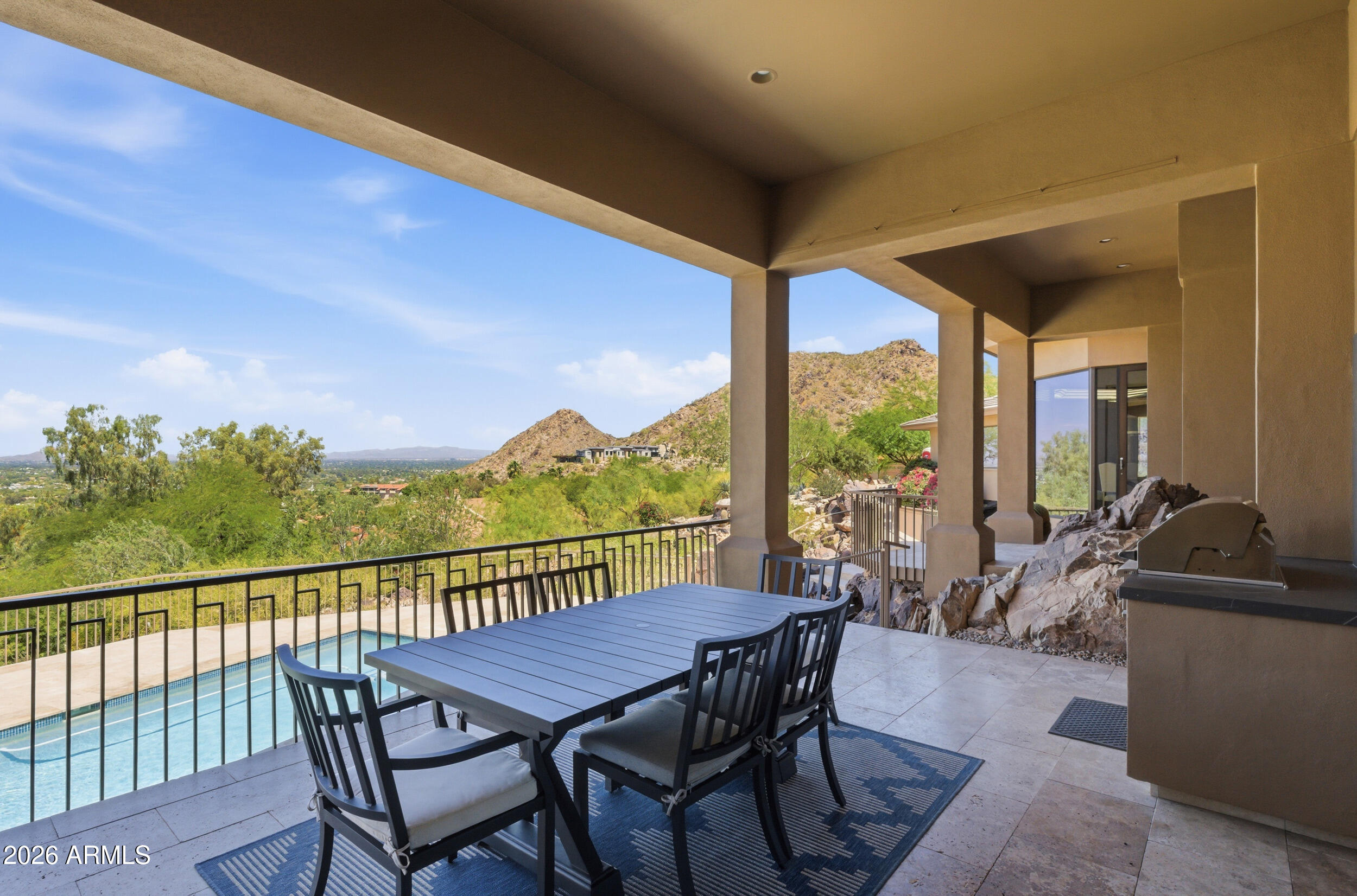 LAS BRISAS AMD - Residential