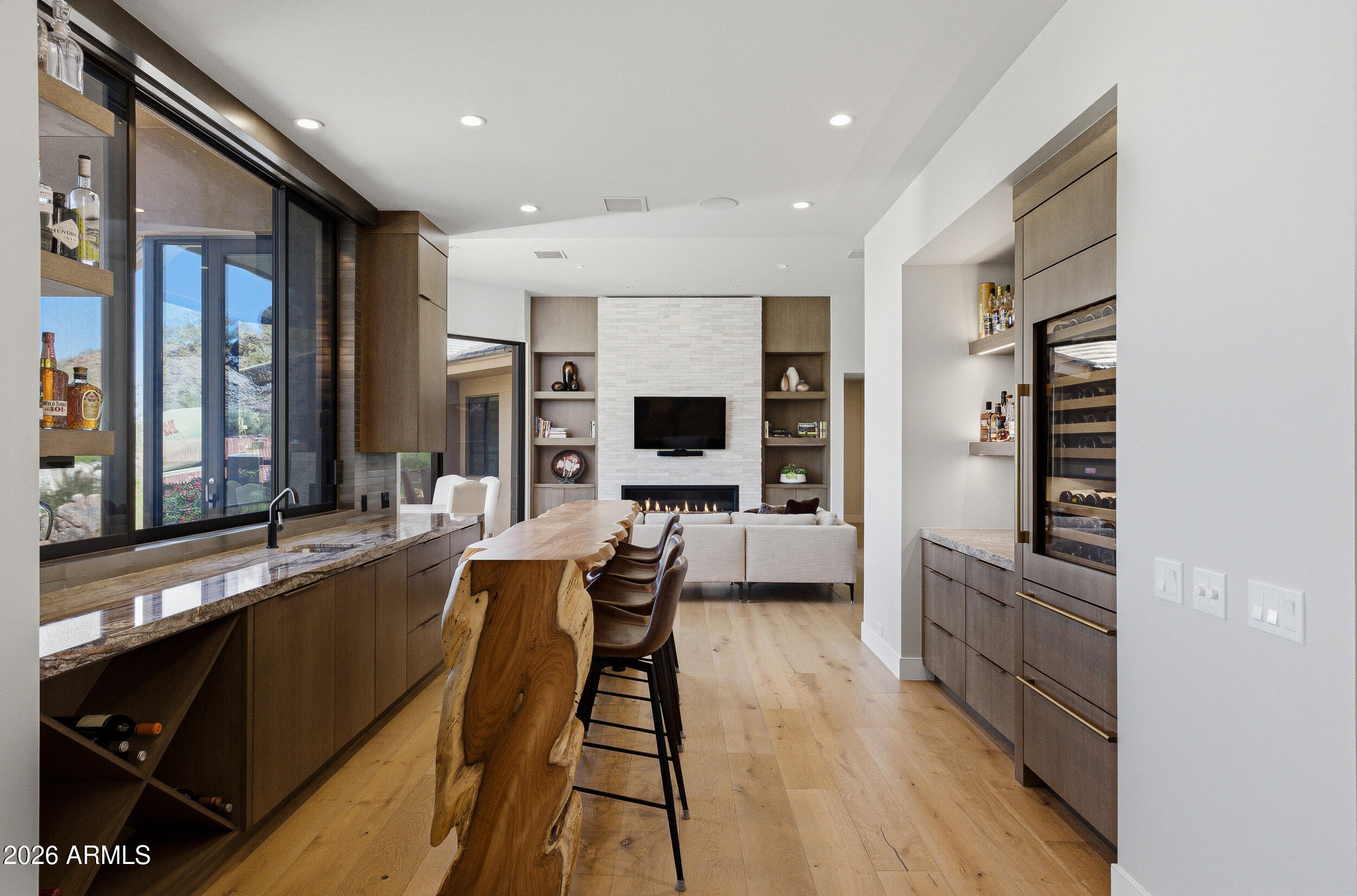 LAS BRISAS AMD - Residential