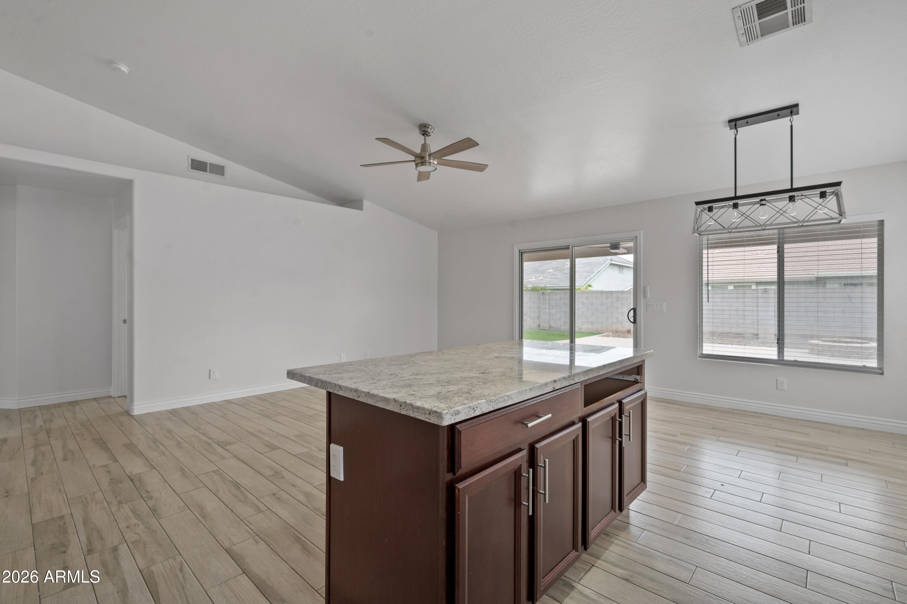 CASTLEGATE - Residential Lease