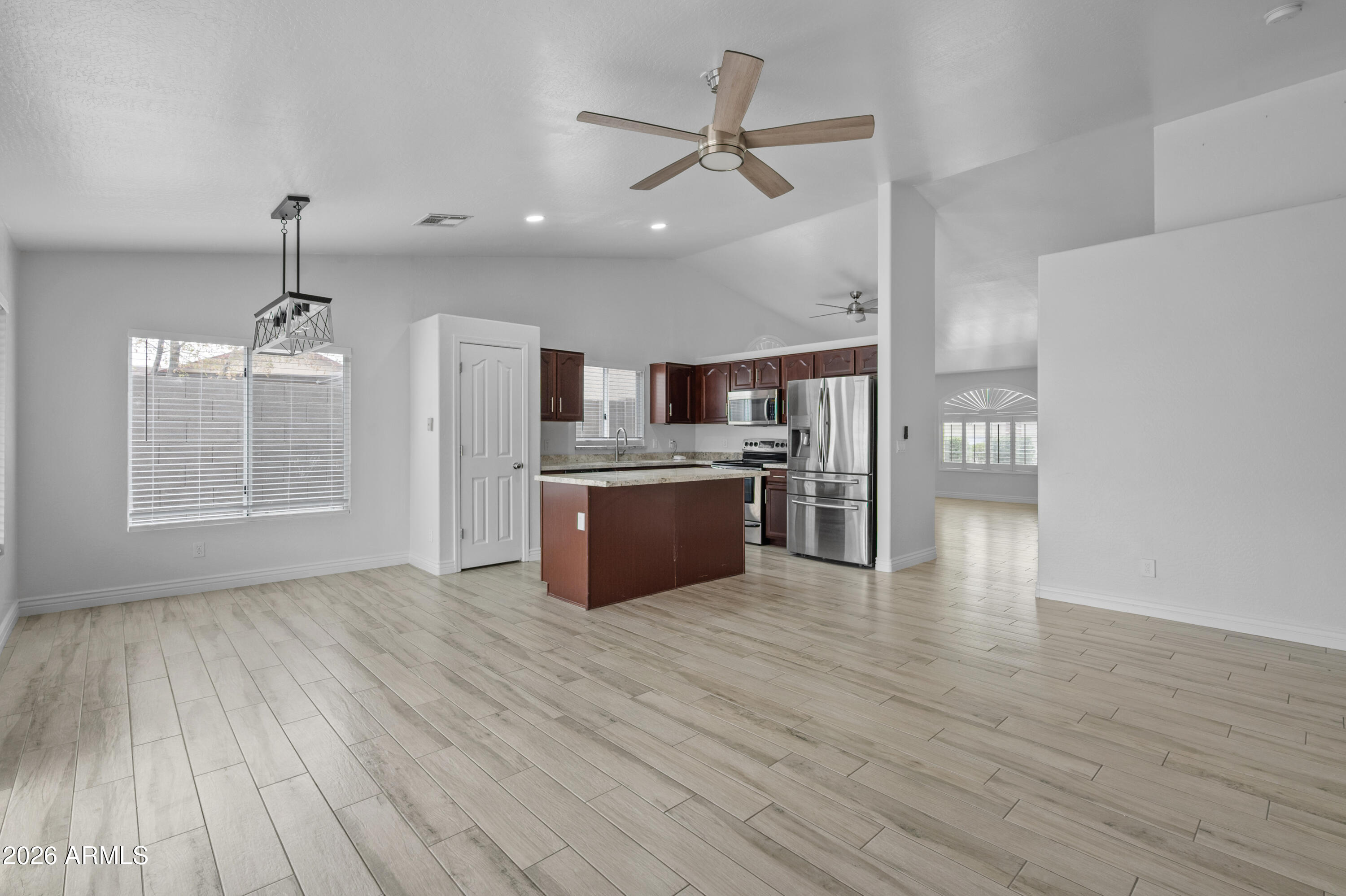 CASTLEGATE - Residential Lease