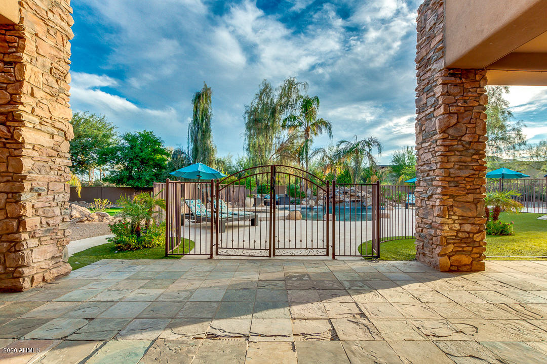 MAN ACRES - Residential