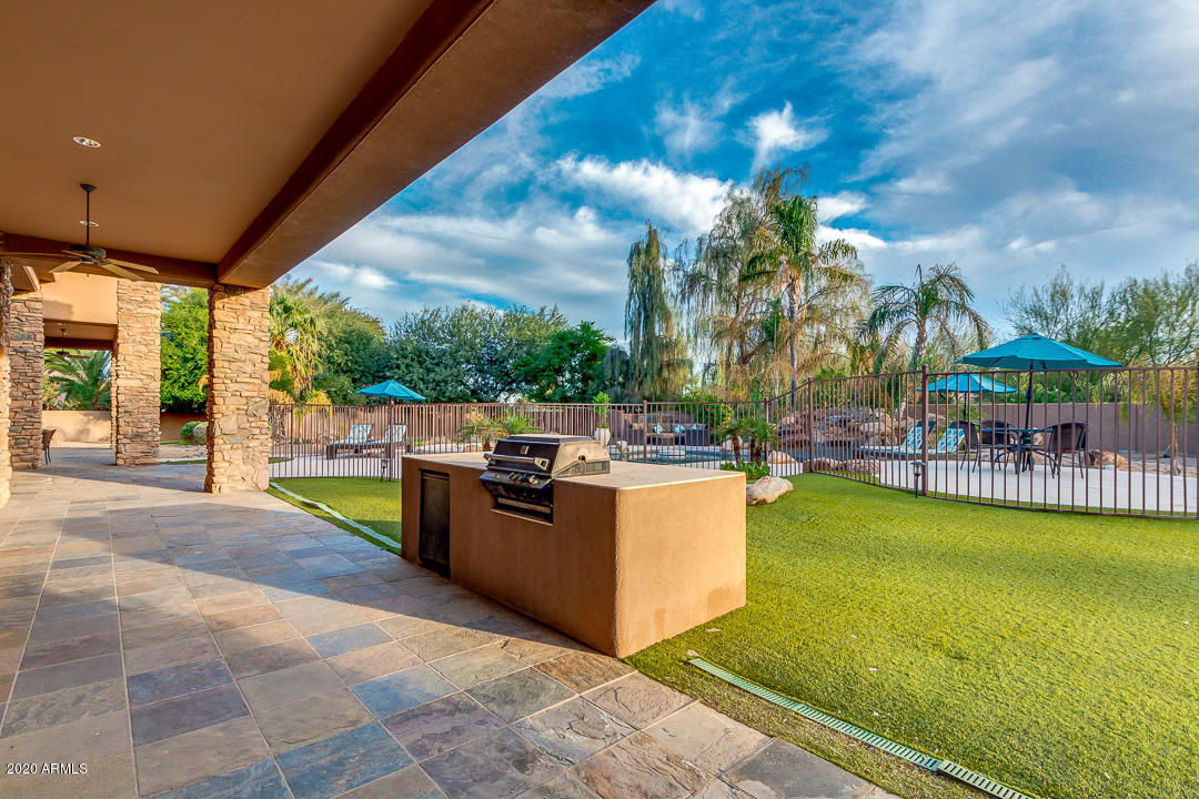MAN ACRES - Residential