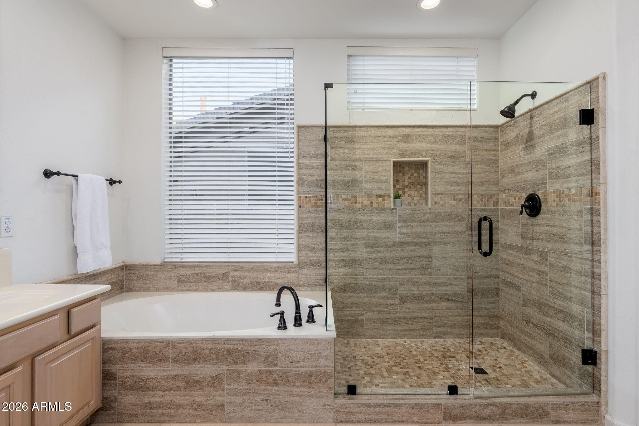 PALOMA PASEO - Residential