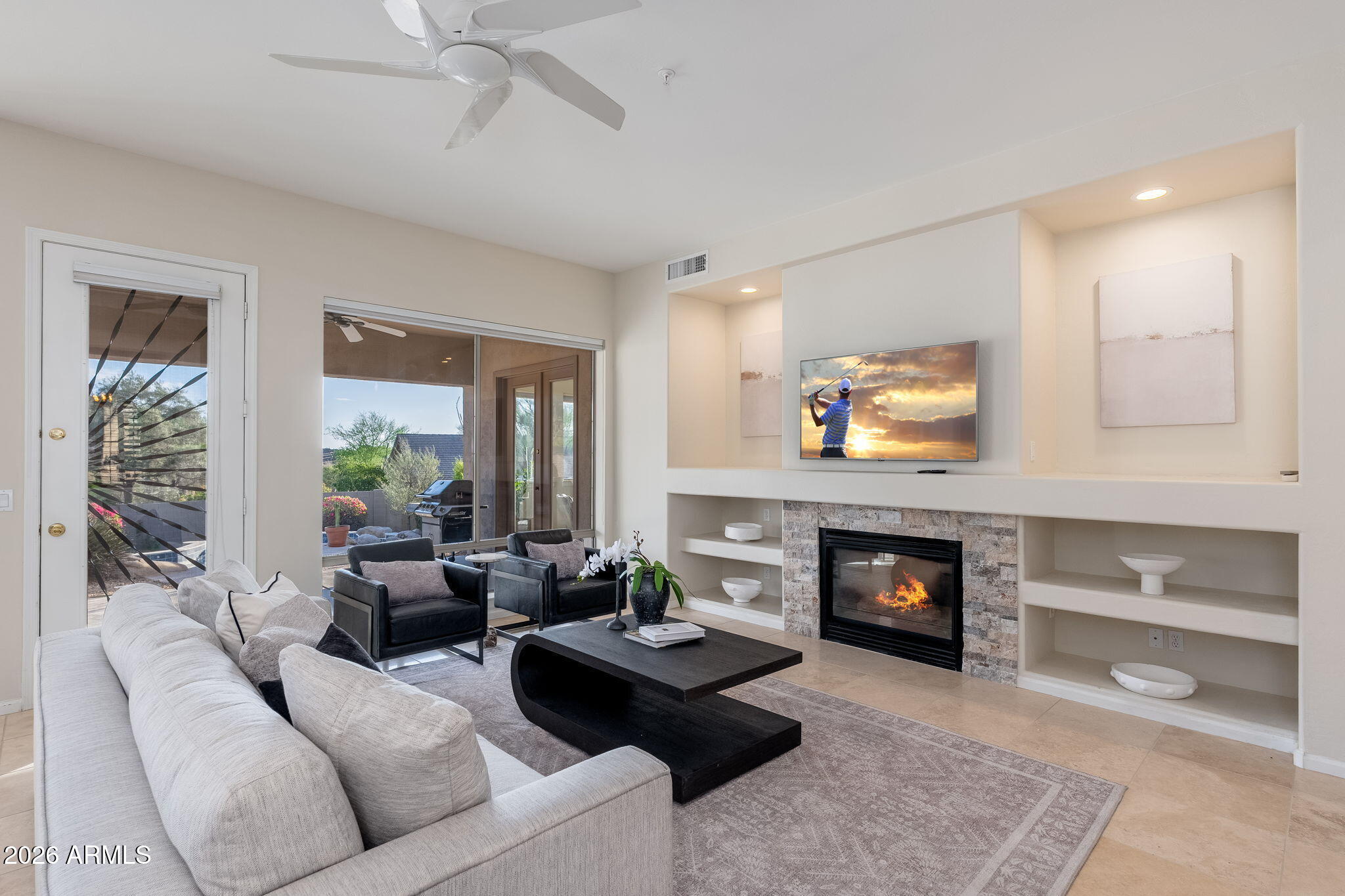 PALOMA PASEO - Residential