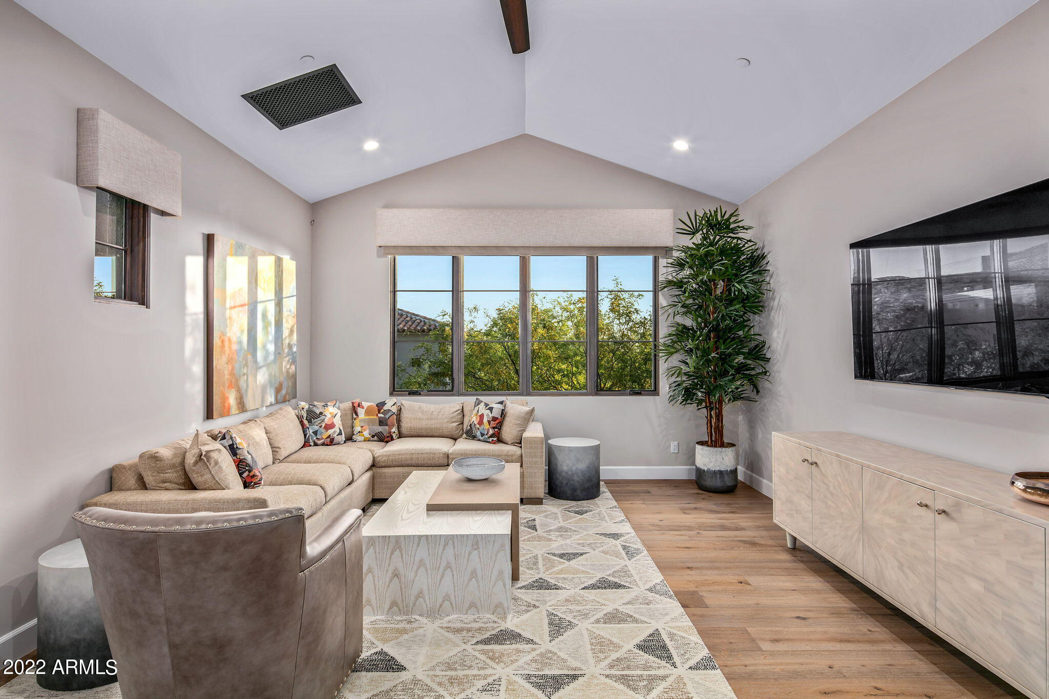 Mirabel Club - Residential