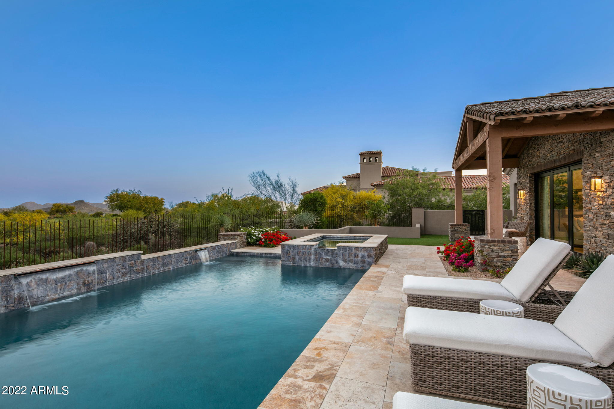 Mirabel Club - Residential
