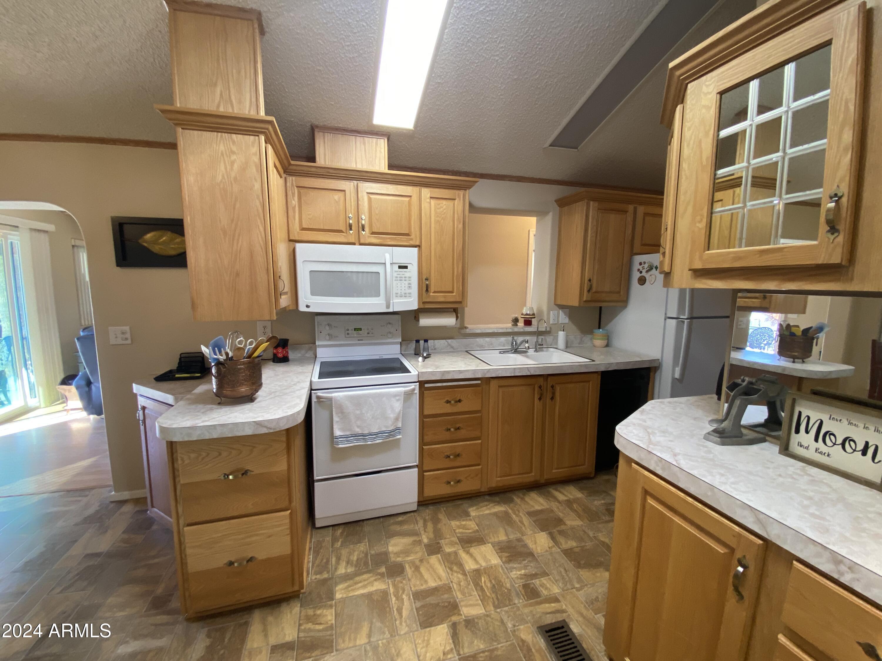 ROADHAVEN RESORT OF APACHE JUNCTION - PHASE 2 - Residential