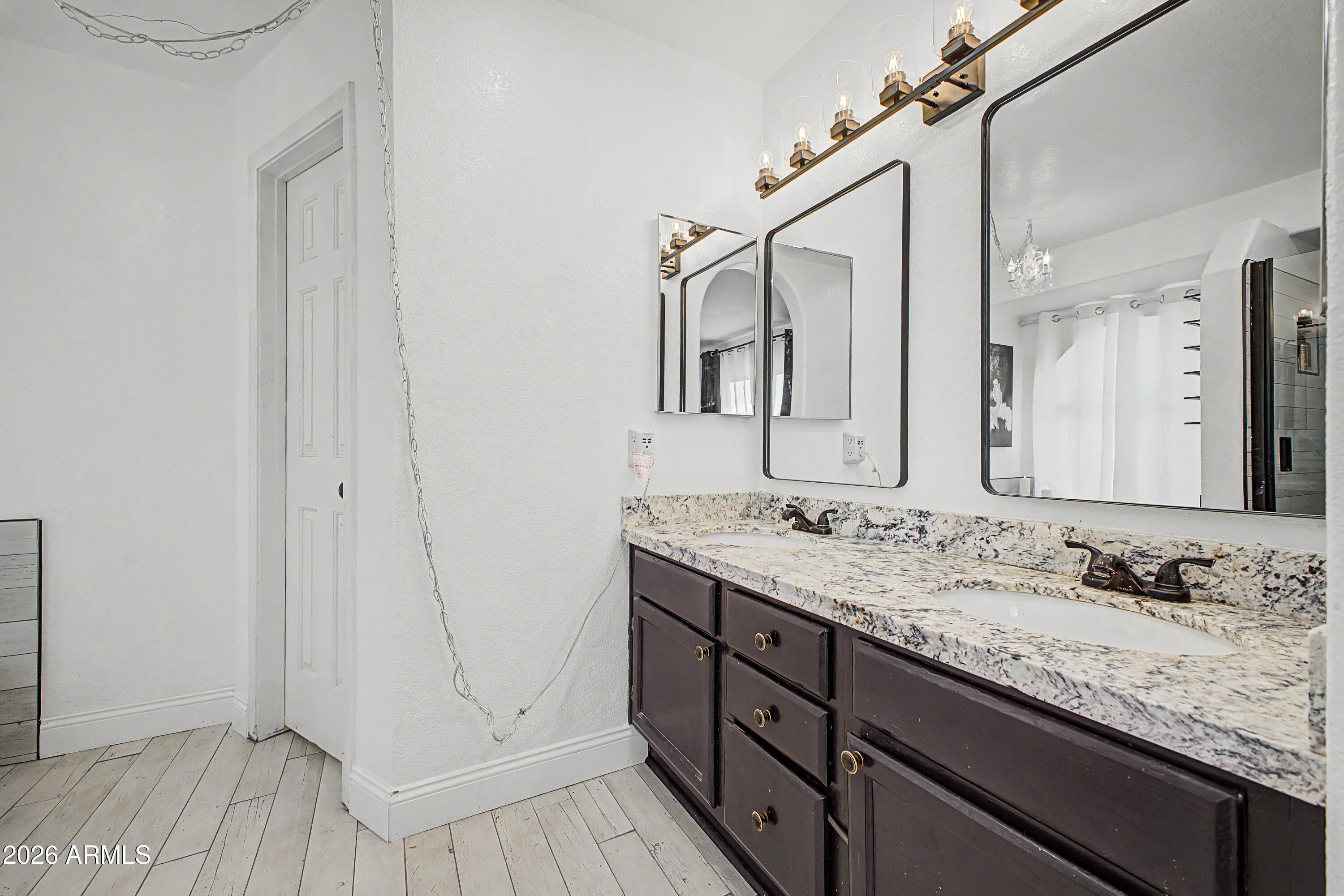MISSION TIERRA REPLAT LOT 1-102 TR AB - Residential
