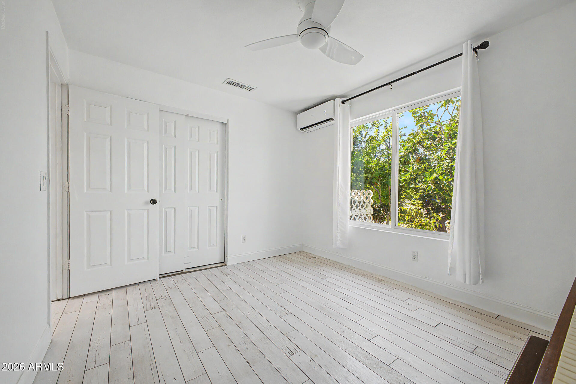 MISSION TIERRA REPLAT LOT 1-102 TR AB - Residential