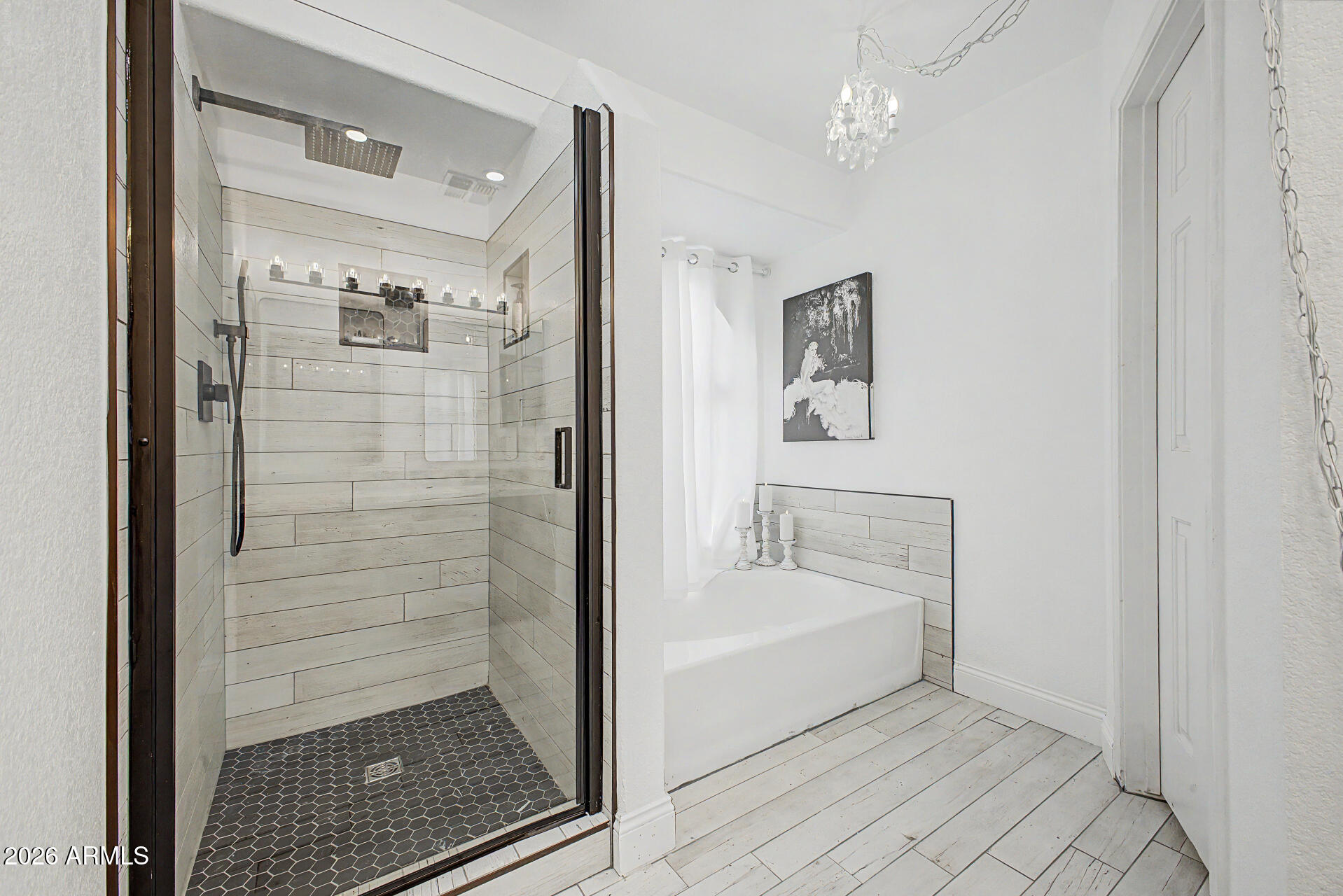 MISSION TIERRA REPLAT LOT 1-102 TR AB - Residential