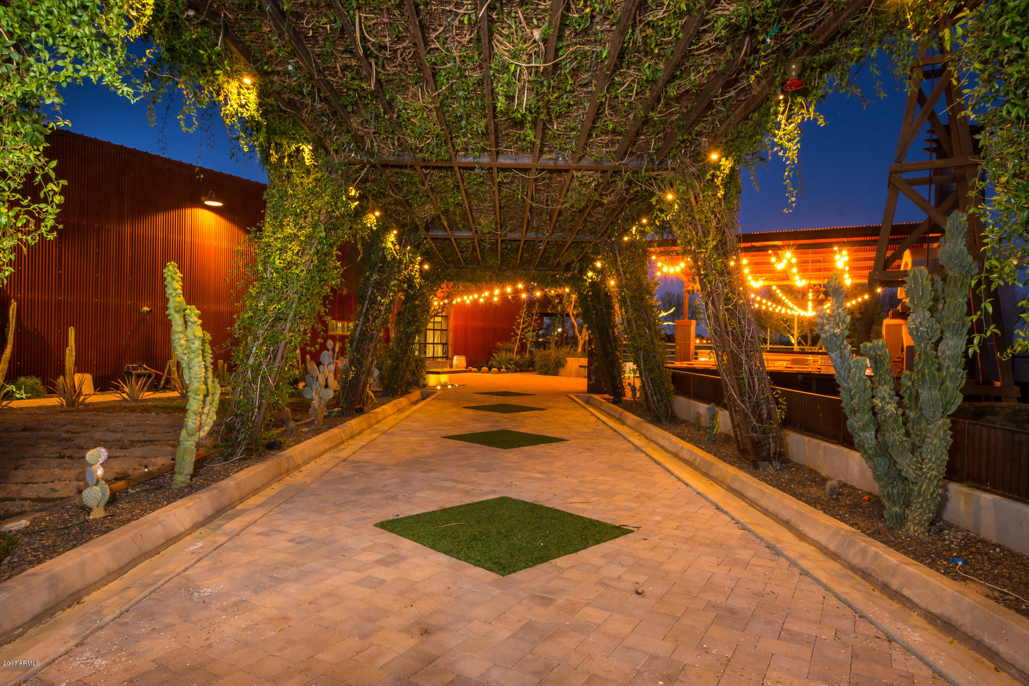 Metes and Bounds - Residential