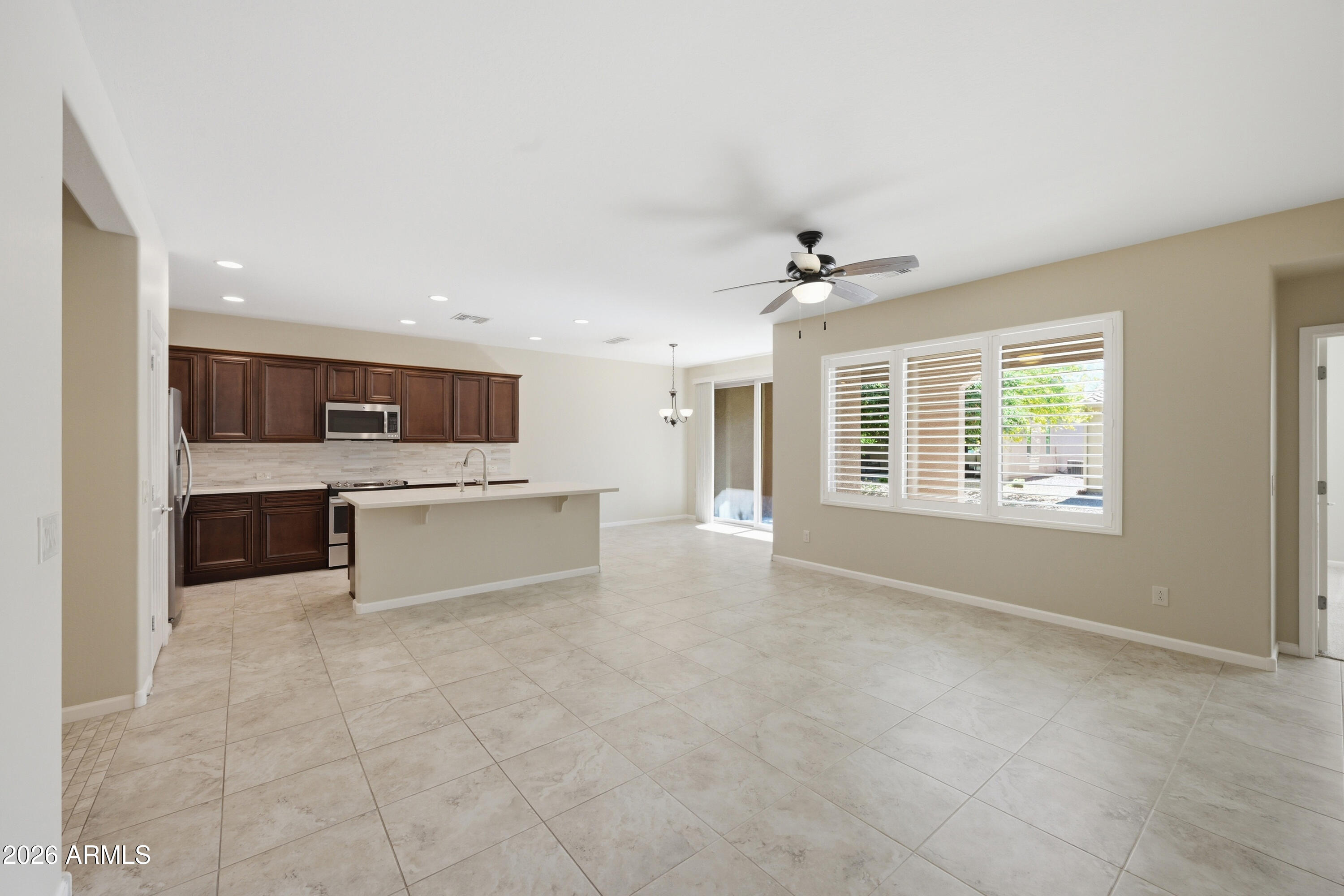 ROBSON RANCH - ARIZONA UNIT NINETEEN B 2013083804 - Residential
