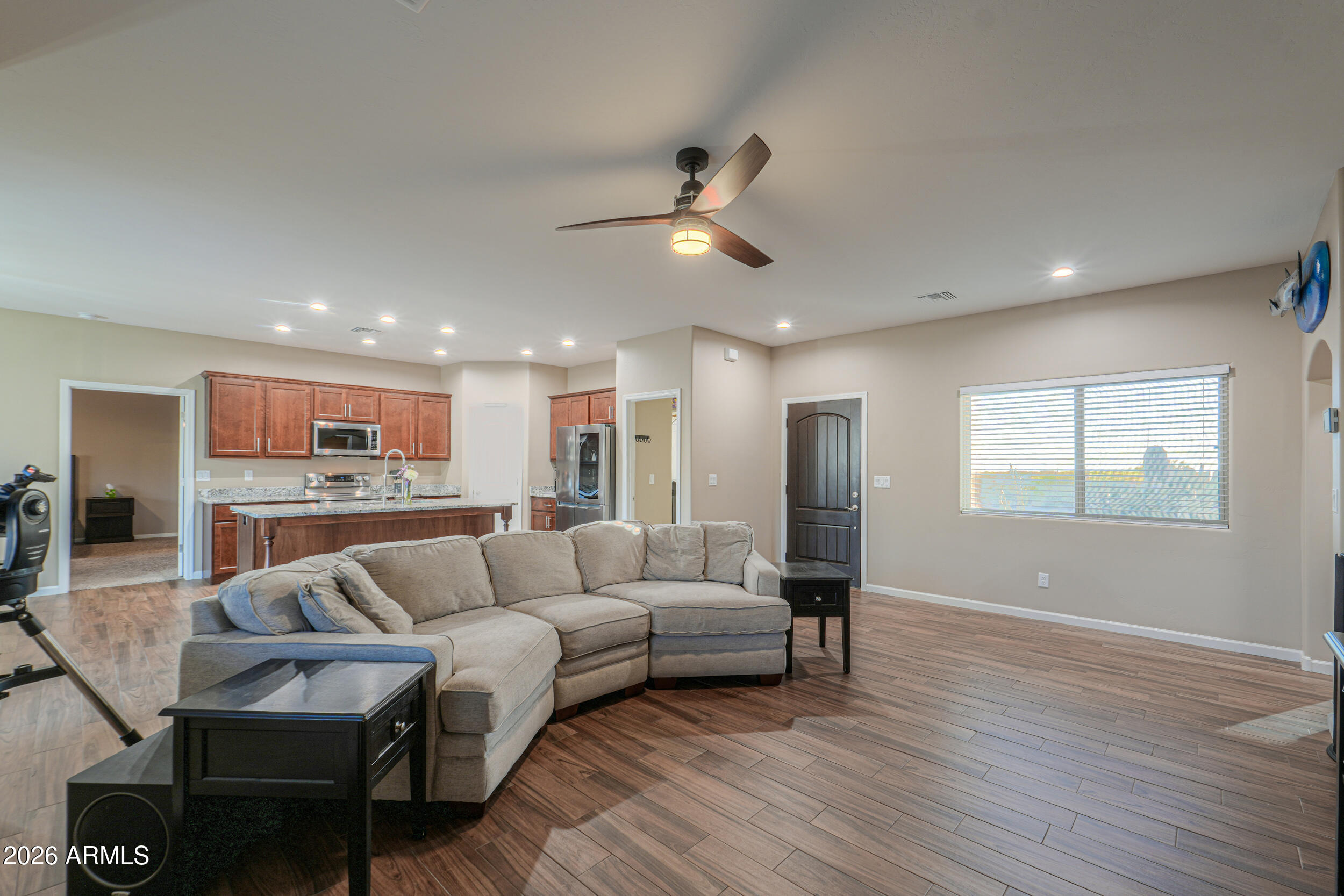 COM @ THE W4 COR OF SEC 25-01N-08E TH N-330.94 TH - Residential