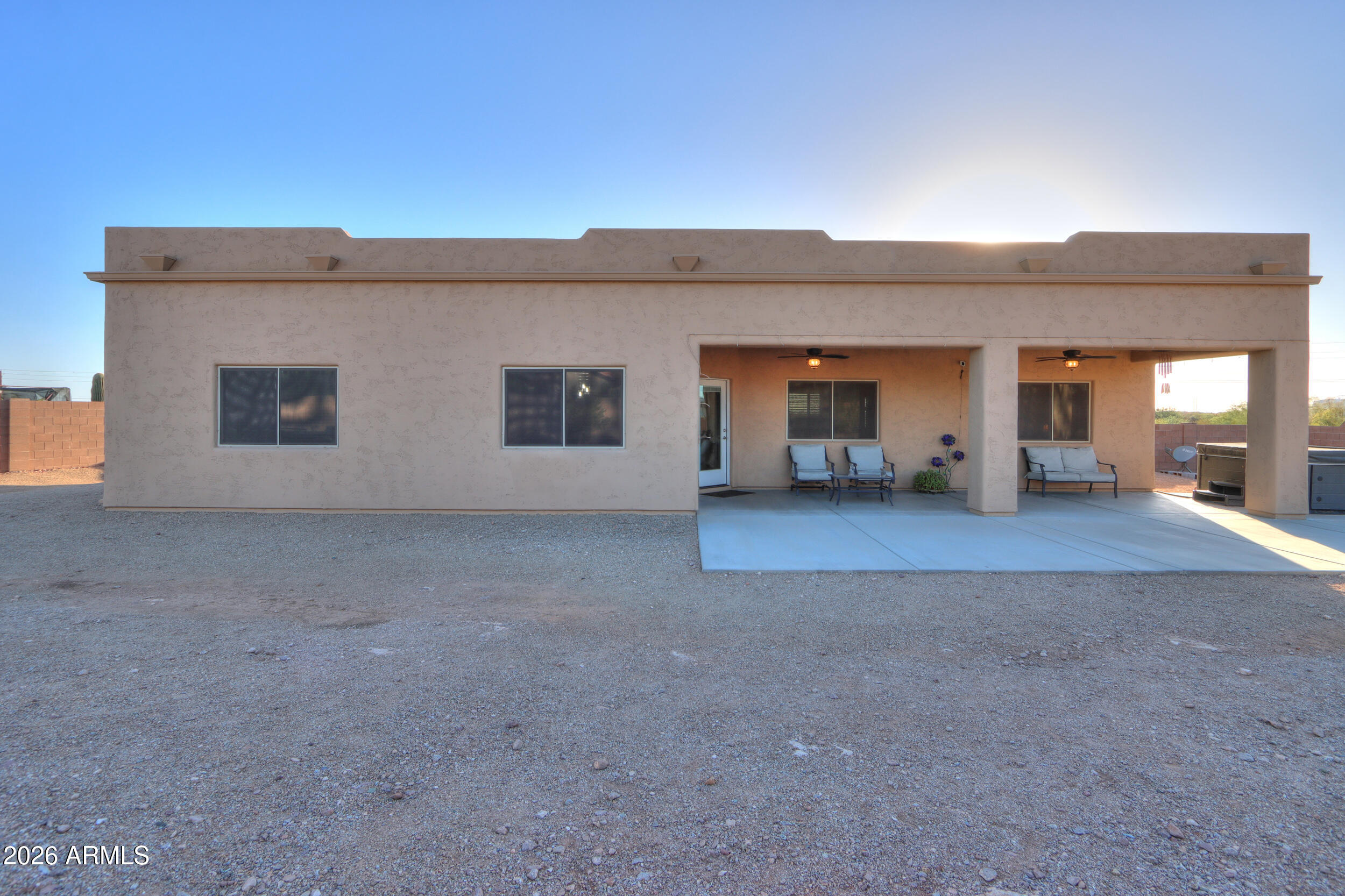 COM @ THE W4 COR OF SEC 25-01N-08E TH N-330.94 TH - Residential