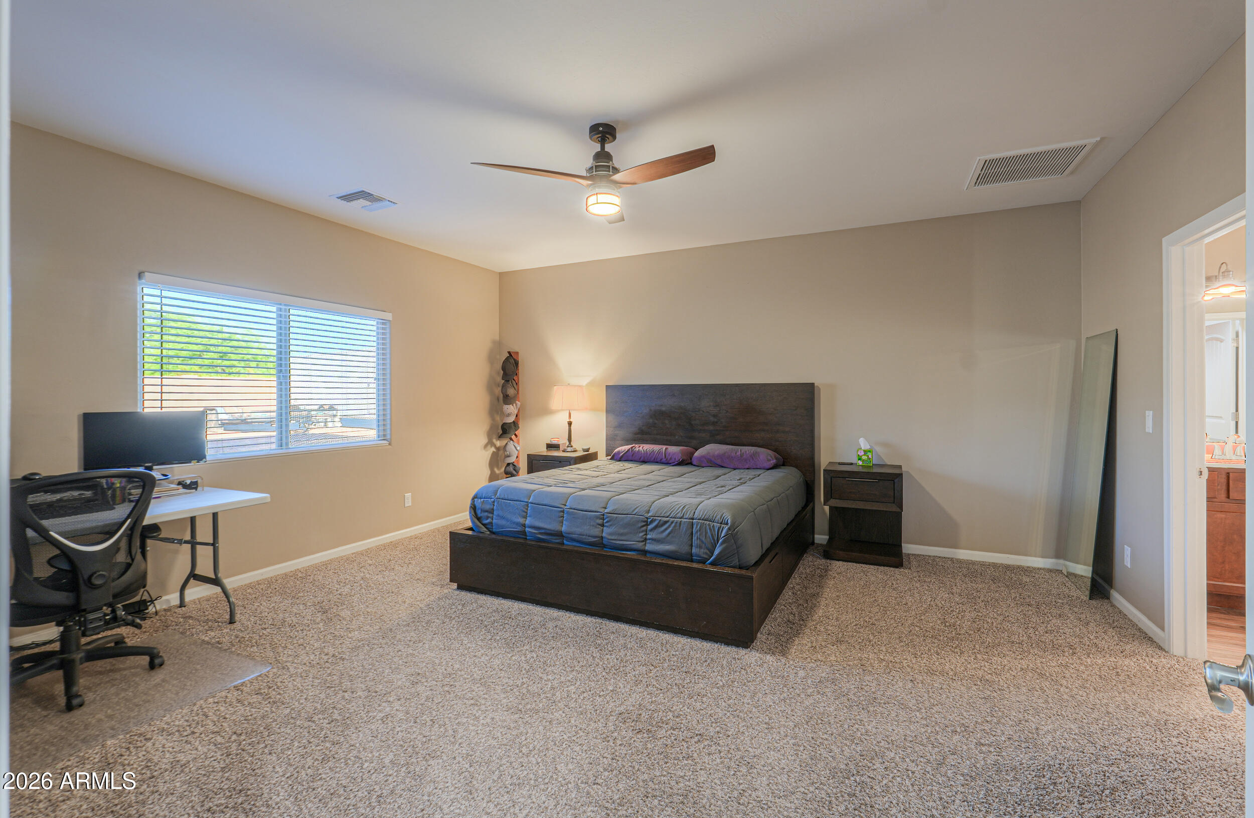 COM @ THE W4 COR OF SEC 25-01N-08E TH N-330.94 TH - Residential