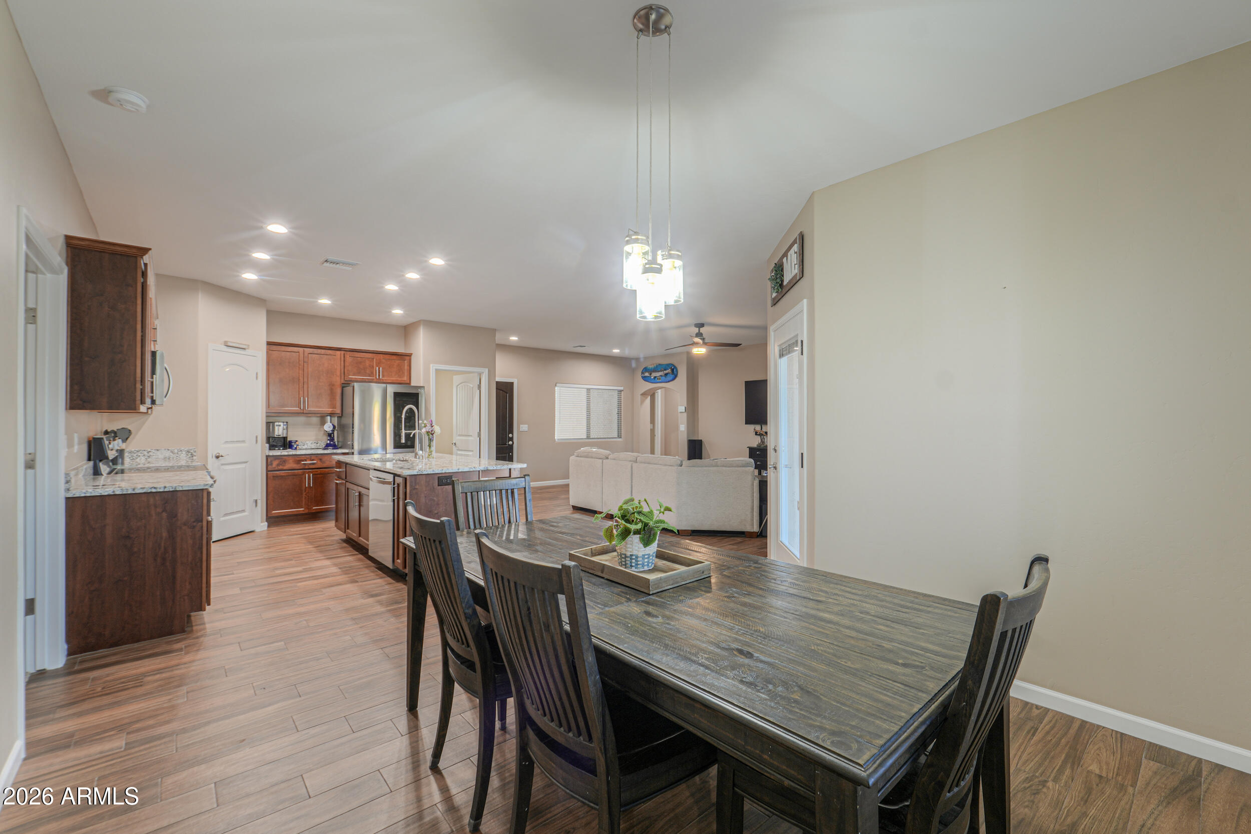 COM @ THE W4 COR OF SEC 25-01N-08E TH N-330.94 TH - Residential