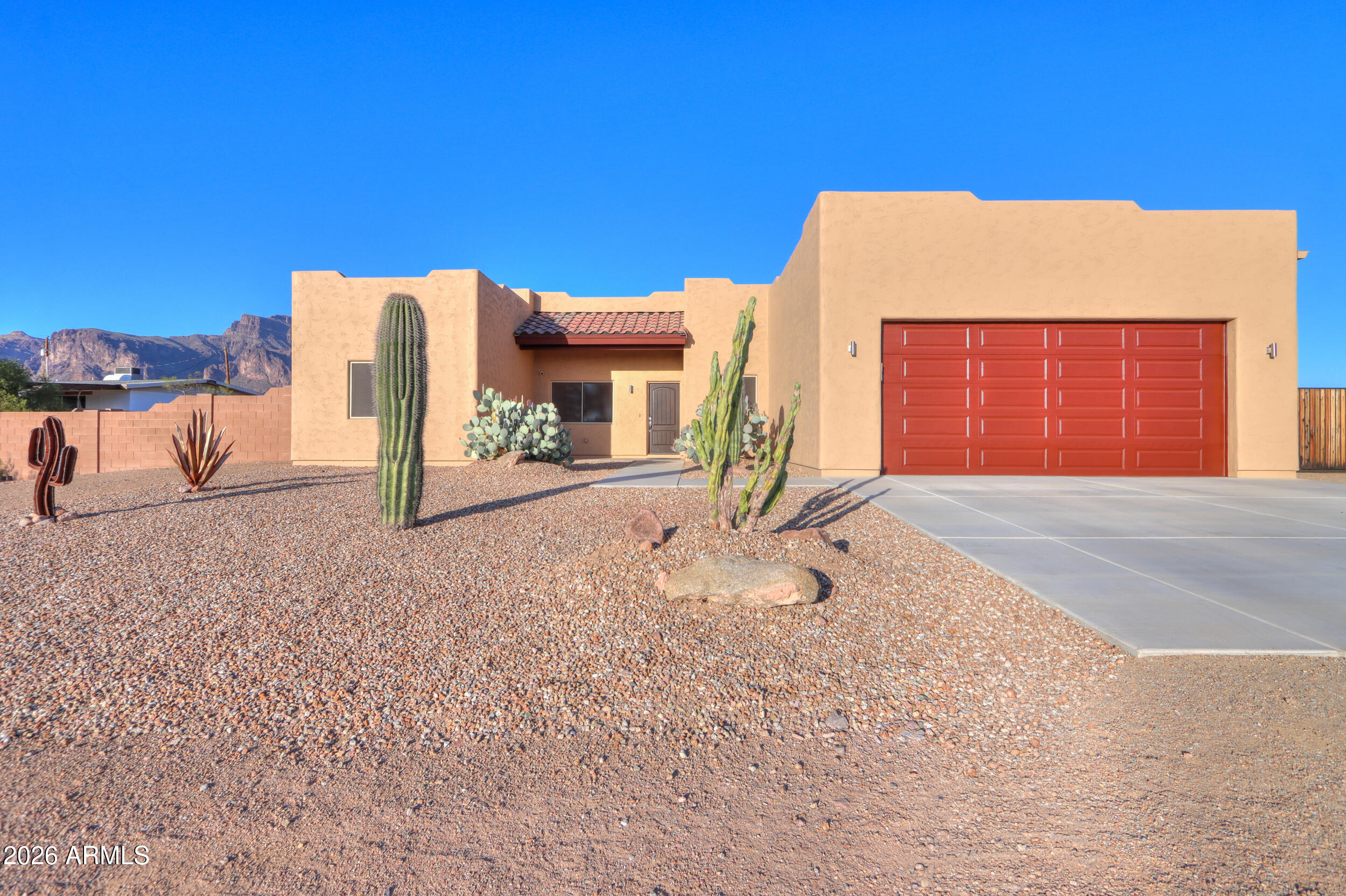COM @ THE W4 COR OF SEC 25-01N-08E TH N-330.94 TH - Residential