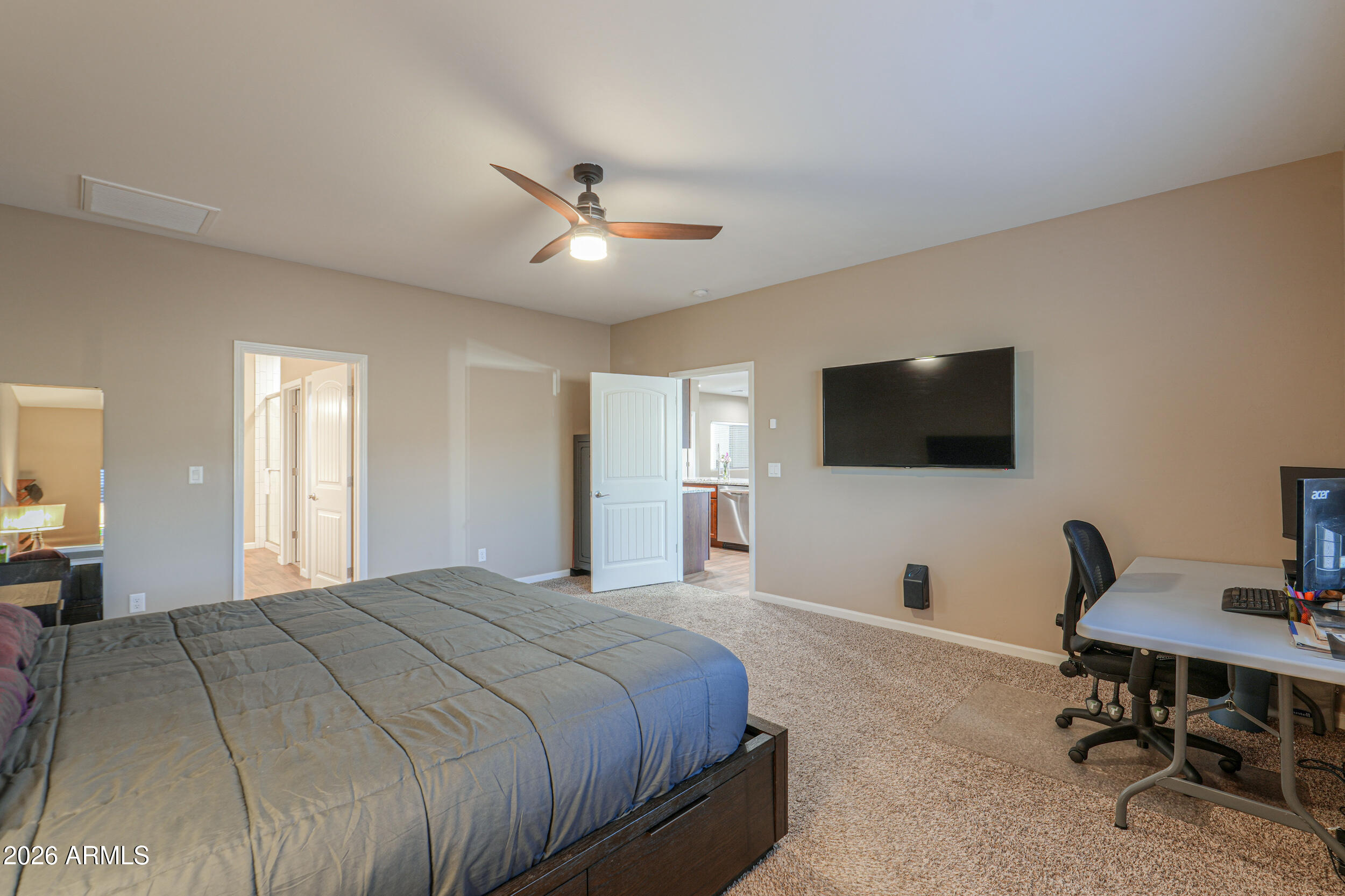 COM @ THE W4 COR OF SEC 25-01N-08E TH N-330.94 TH - Residential