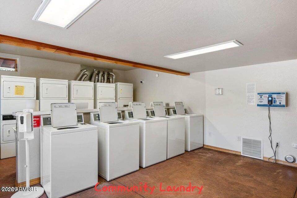 WHITE MOUNTAIN VACATION VILLAGE UNIT 4 - Residential