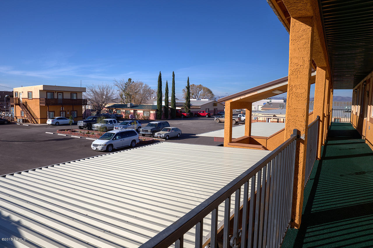 2 parcels totaling 5.17 acres - Residential Income