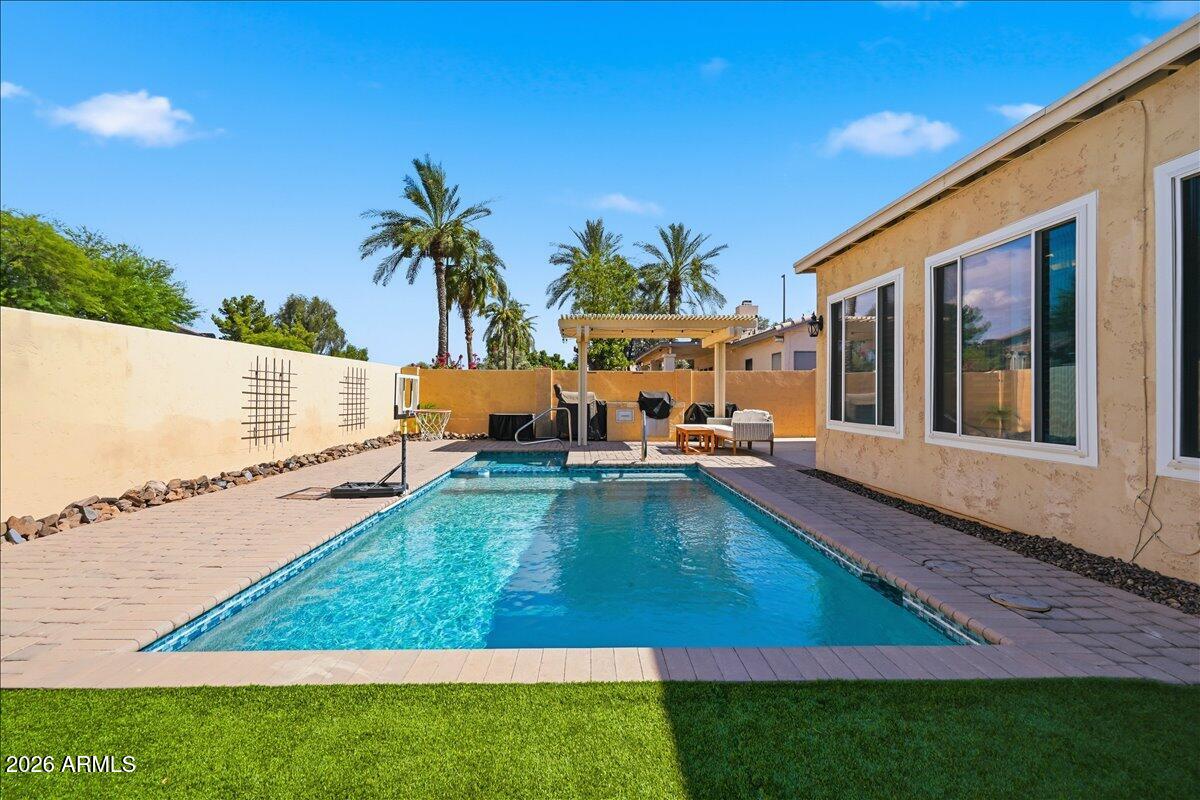 CAYMAN SQUARE UNIT 1 - Residential
