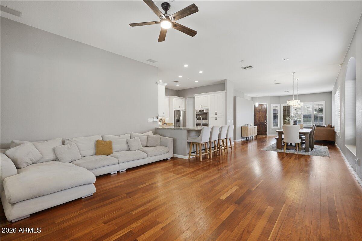 CAYMAN SQUARE UNIT 1 - Residential