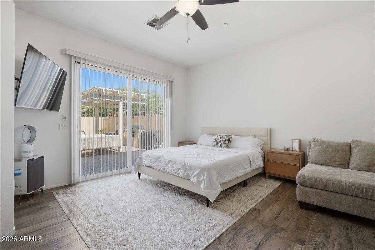 CAYMAN SQUARE UNIT 1 - Residential
