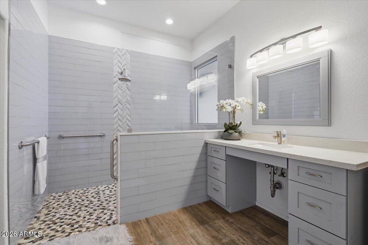 CAYMAN SQUARE UNIT 1 - Residential