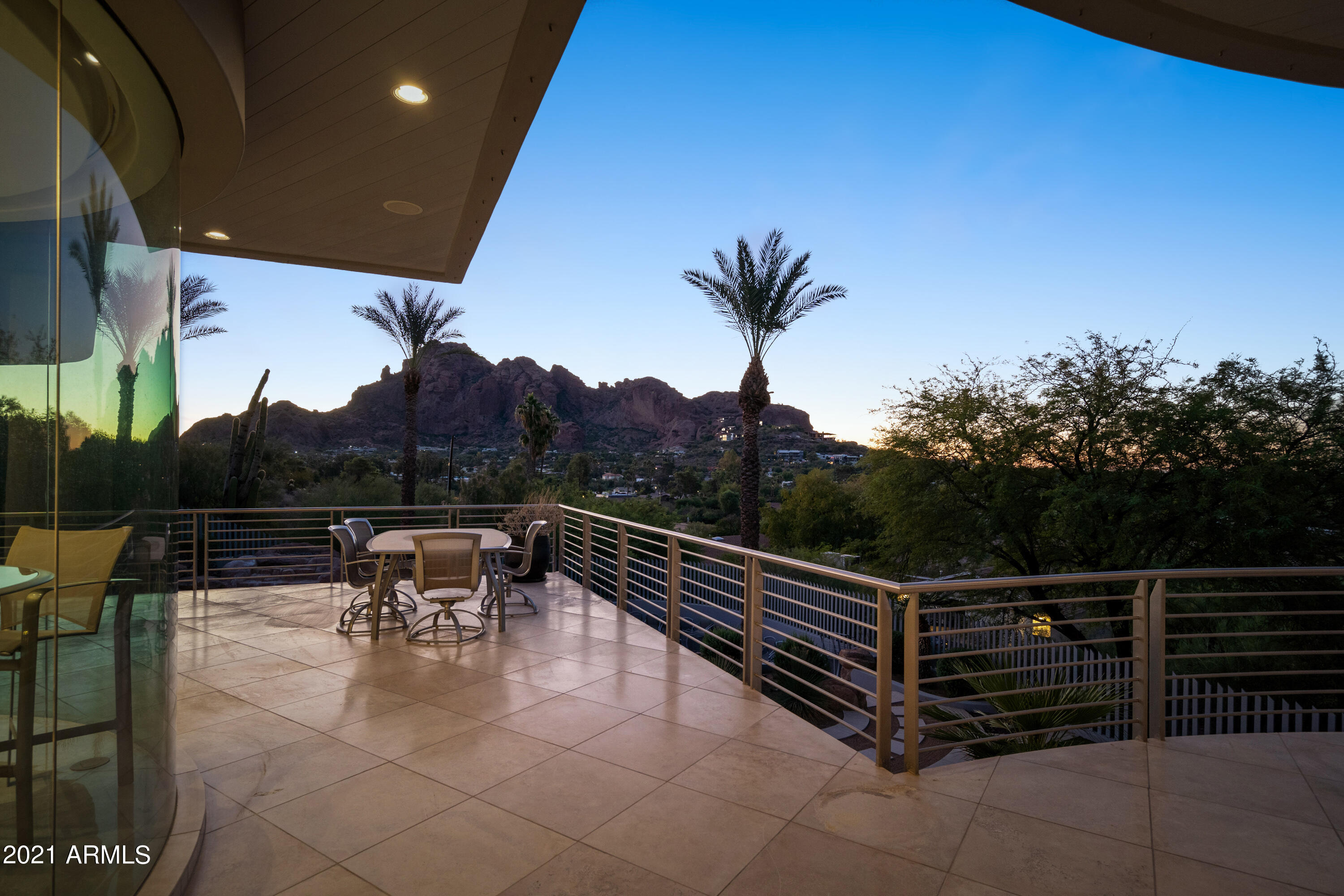 SANCTUARY - Residential