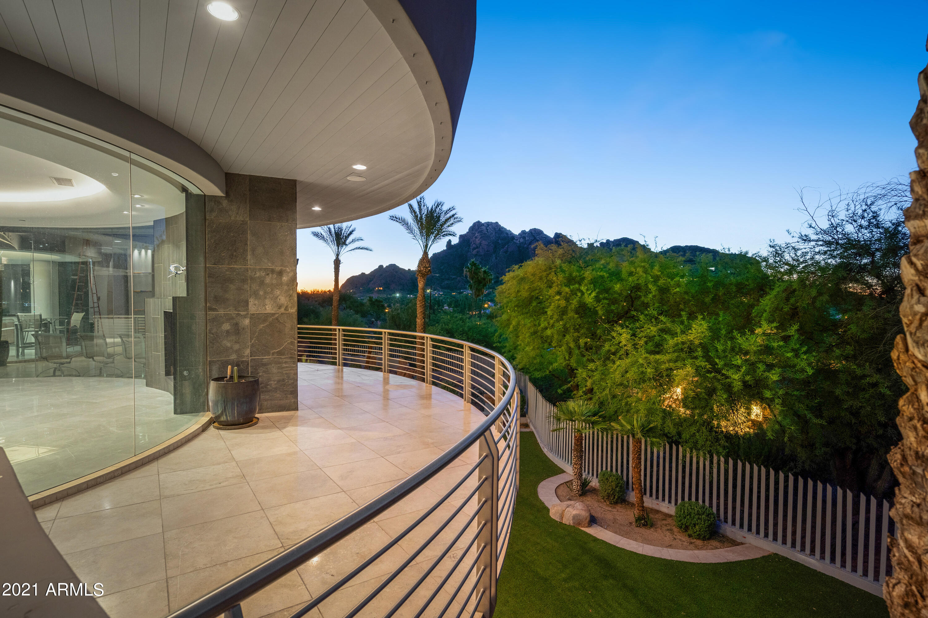 SANCTUARY - Residential