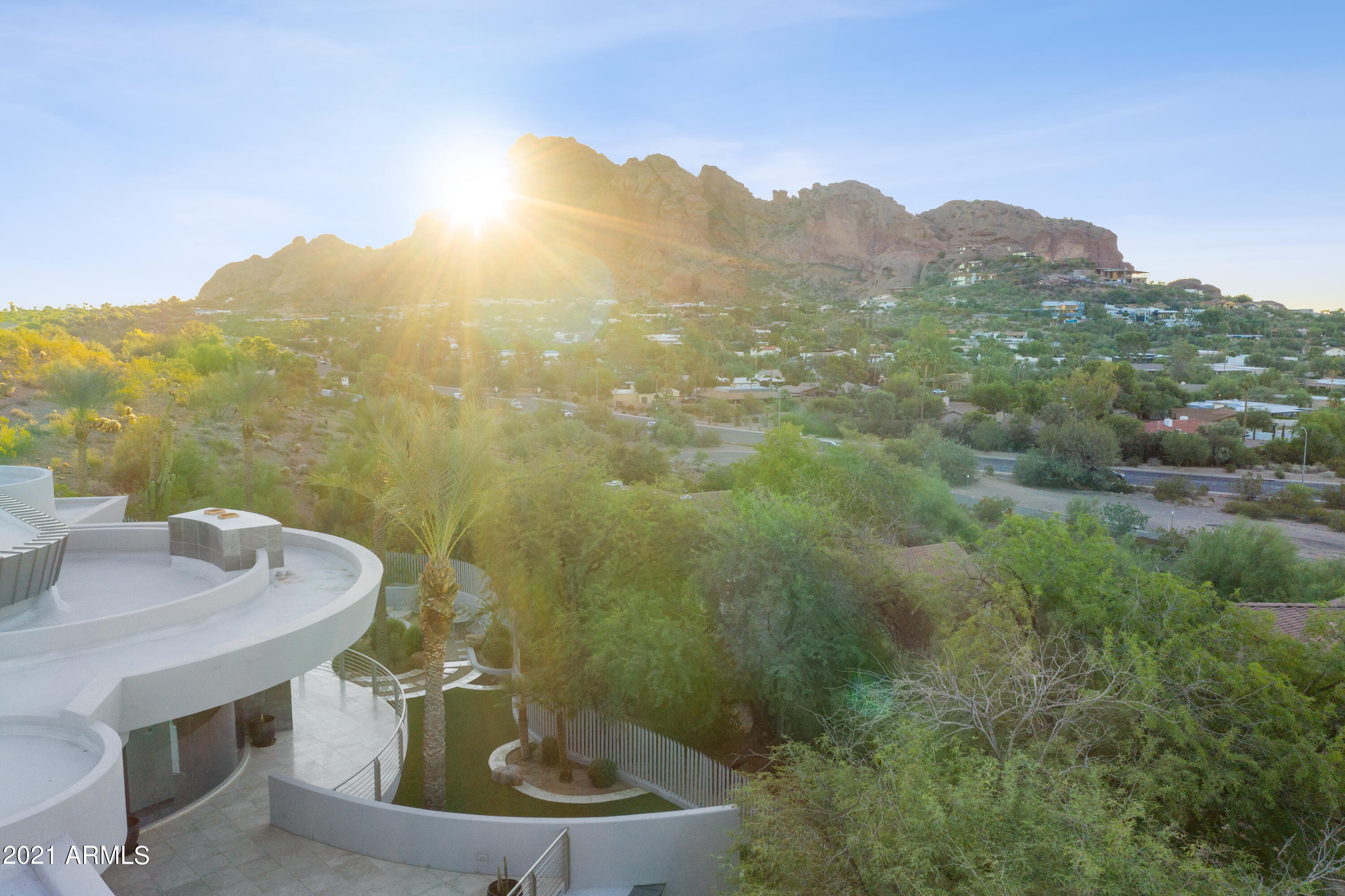 SANCTUARY - Residential