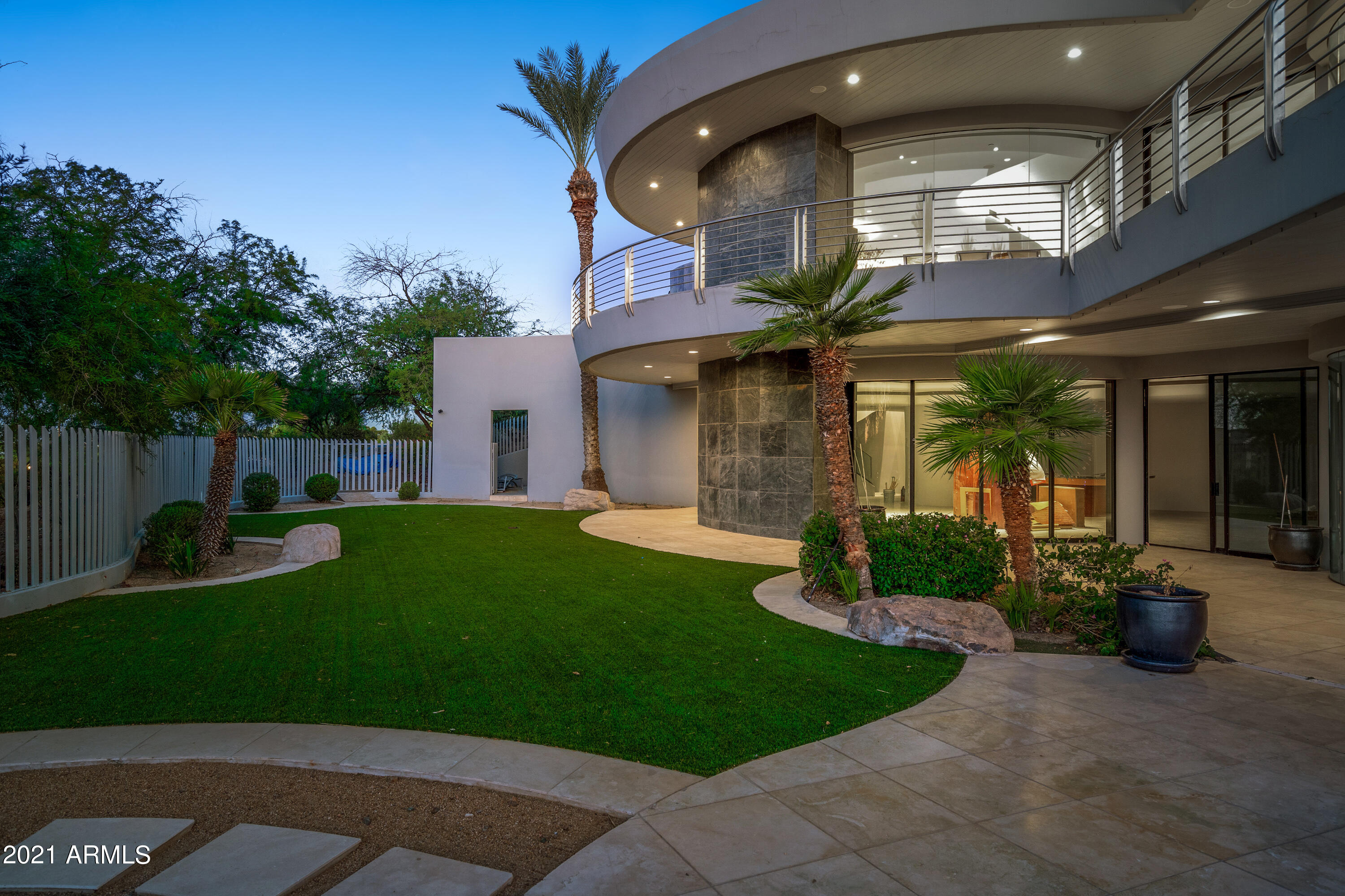 SANCTUARY - Residential