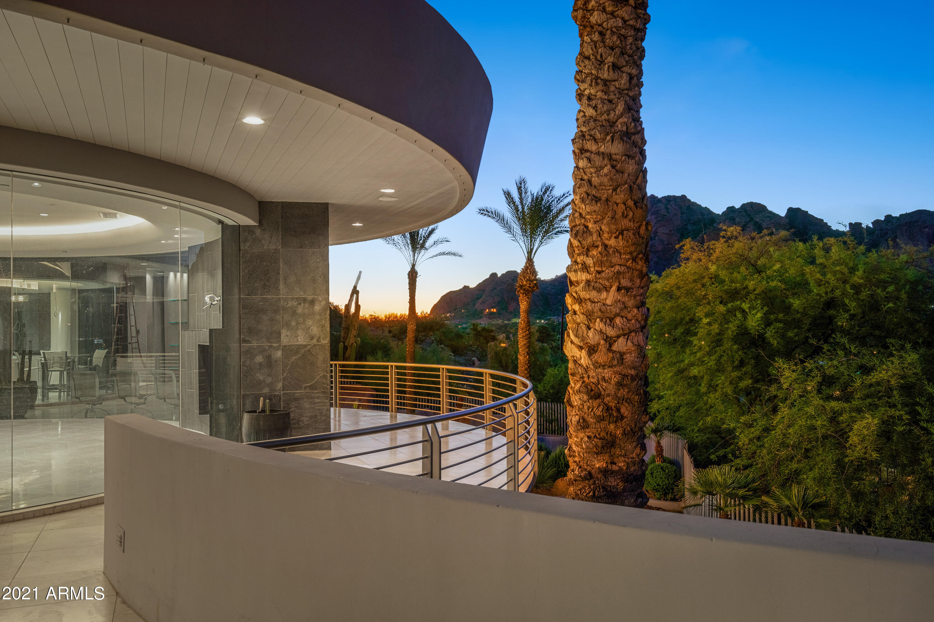 SANCTUARY - Residential