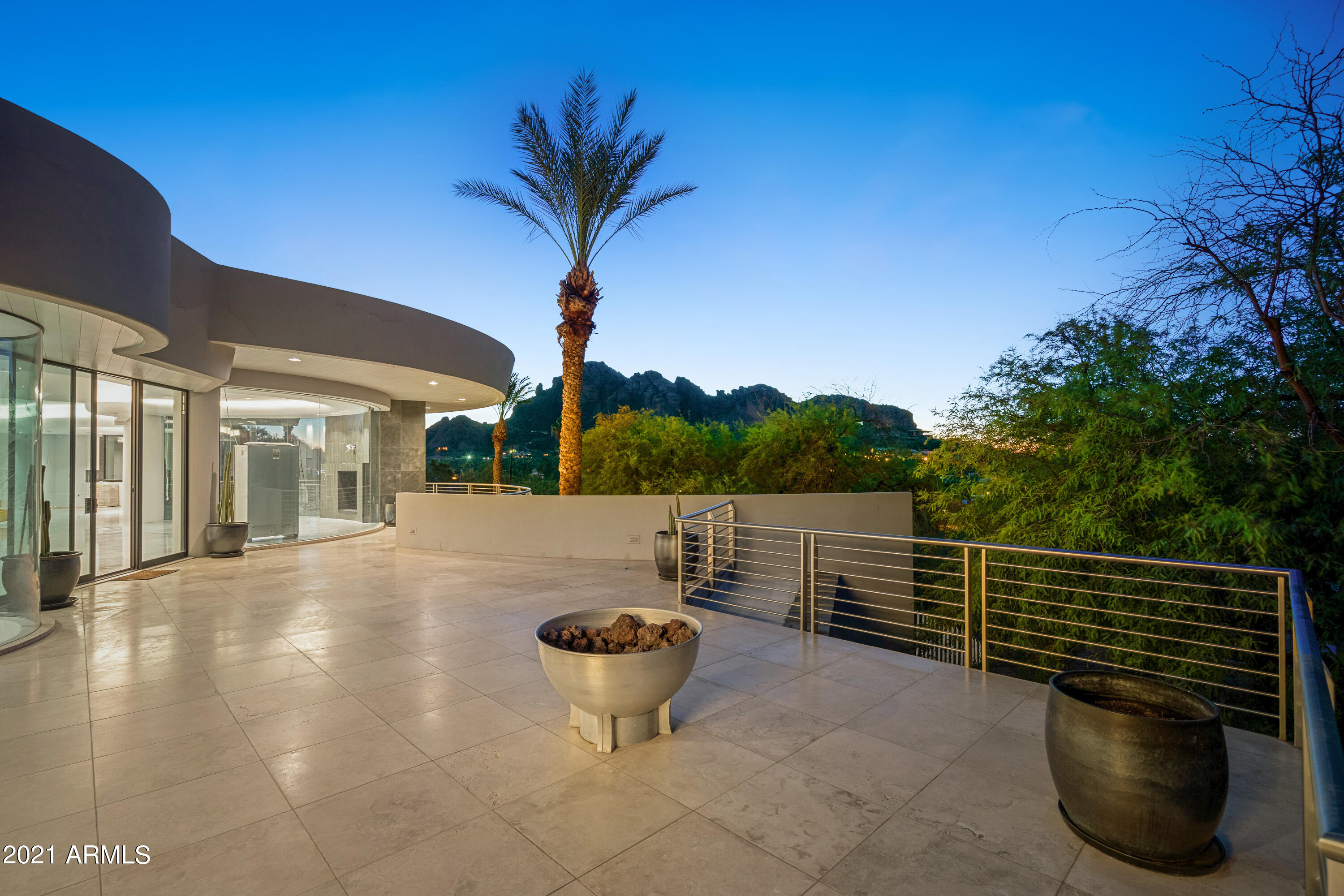 SANCTUARY - Residential