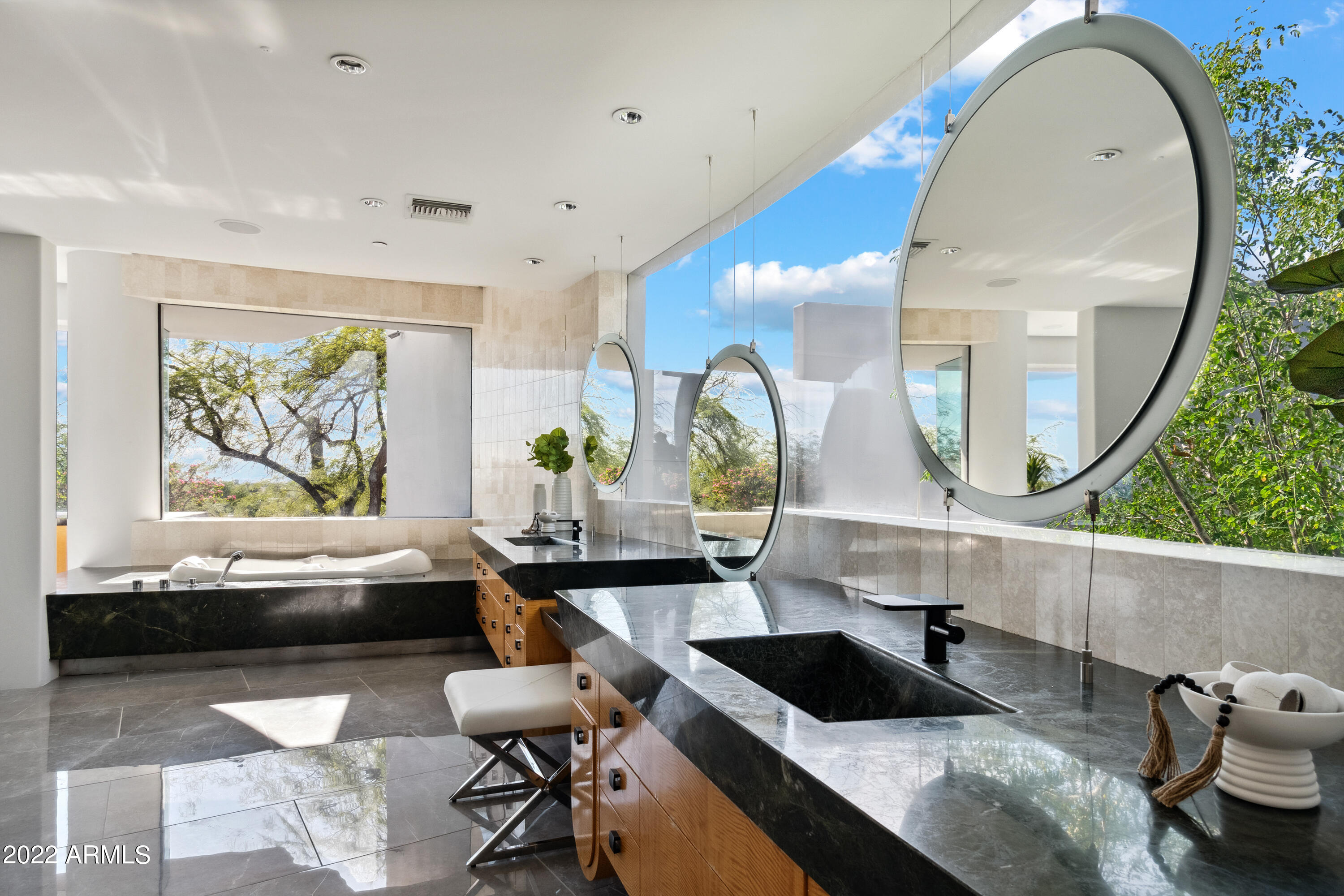 SANCTUARY - Residential